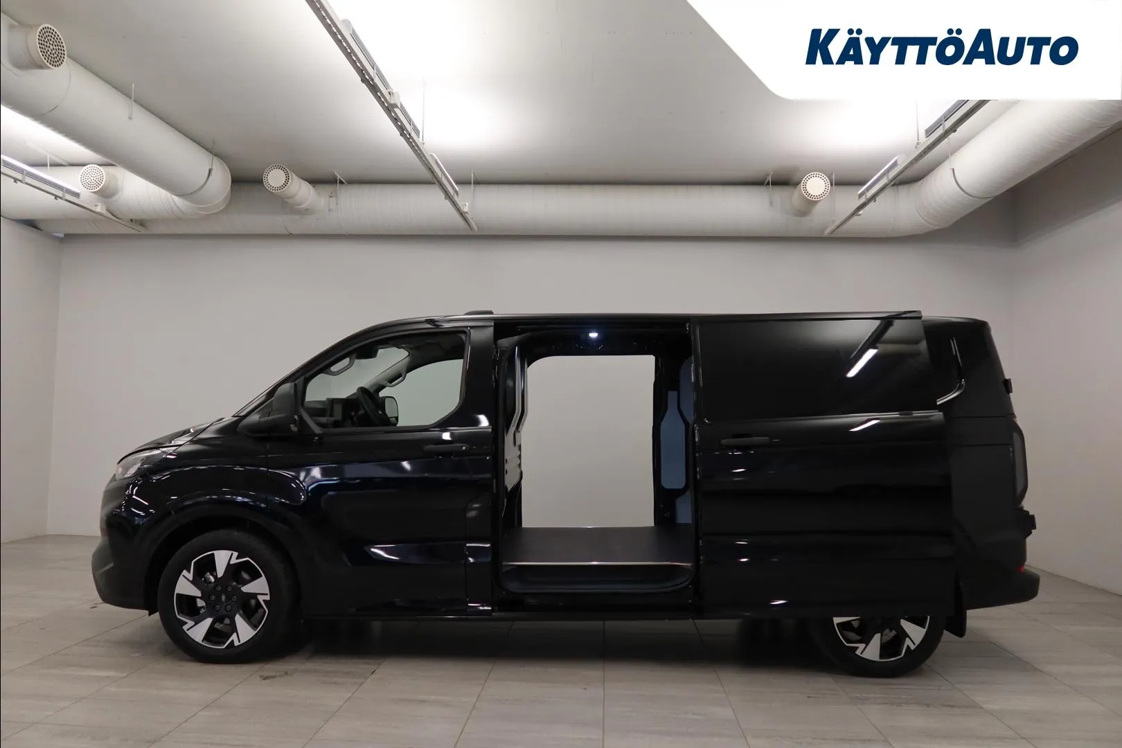 Ford Transit Custom ZPA-485 carousel image