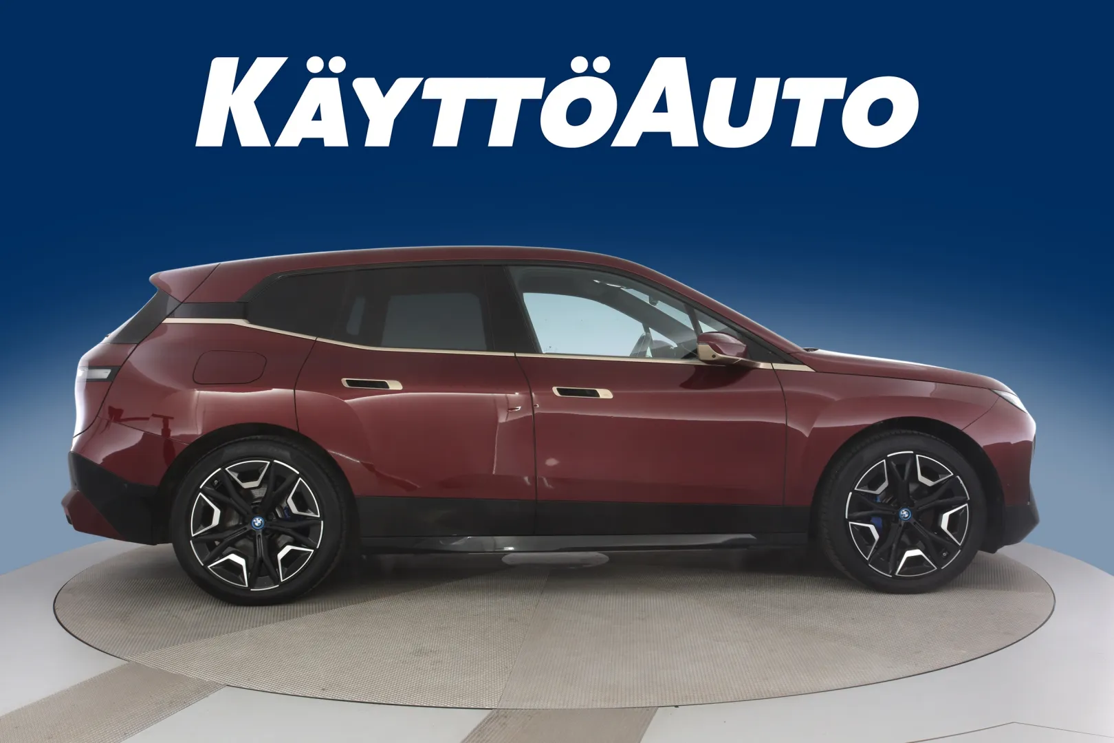 BMW iX FOT-589 carousel image