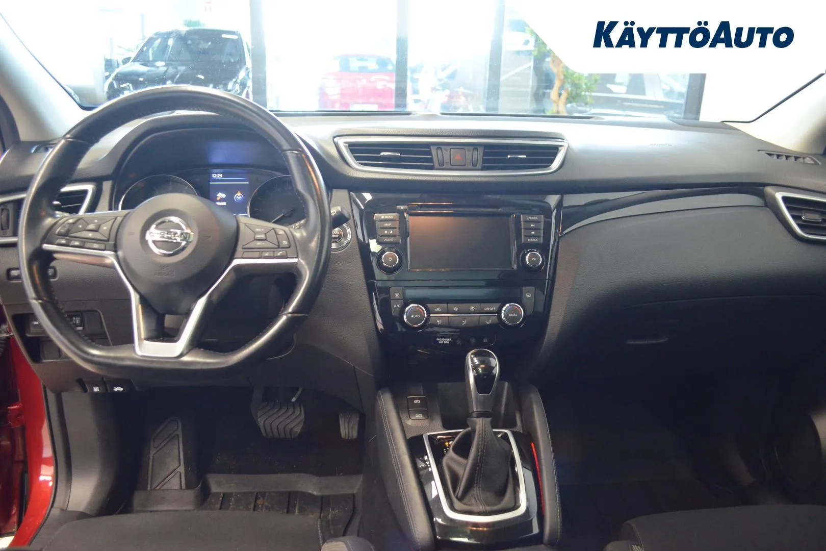 NISSAN Qashqai JLL-882 carousel image