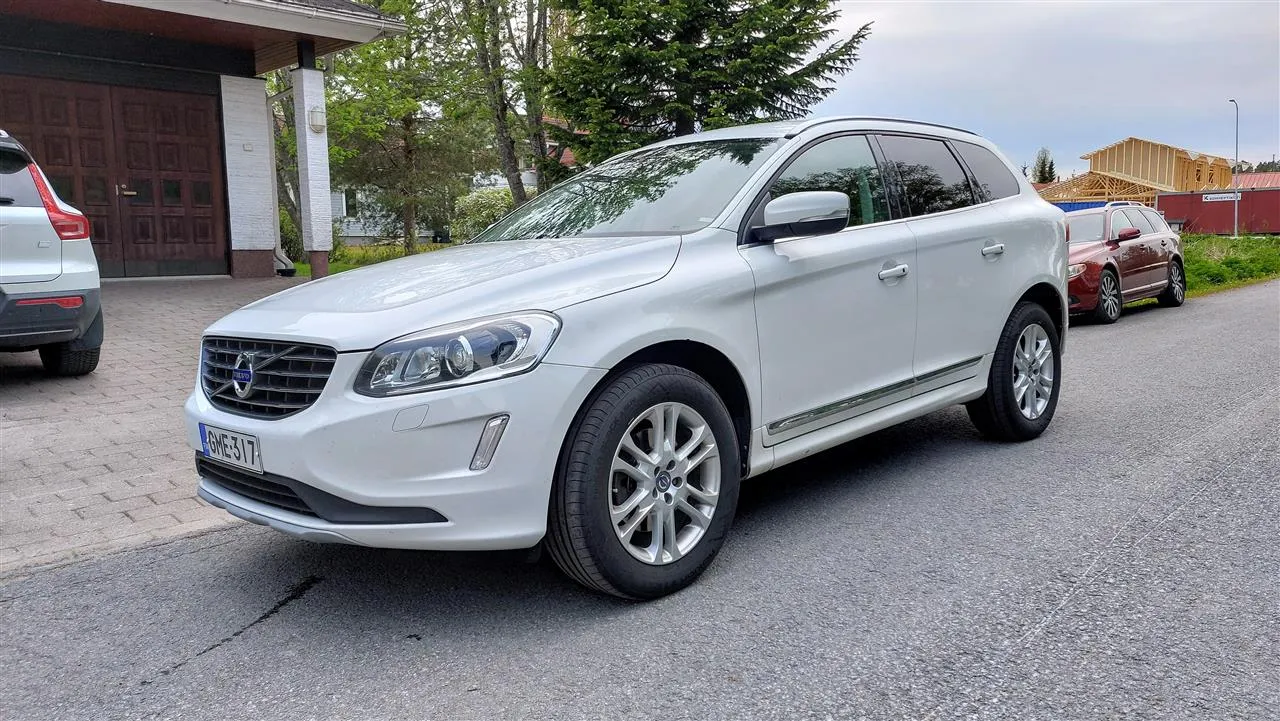 VOLVO XC60 GME-317 carousel image