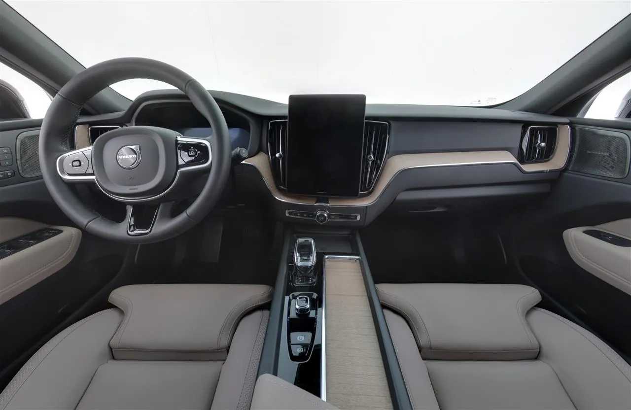 Volvo XC60 JOB-410 carousel image