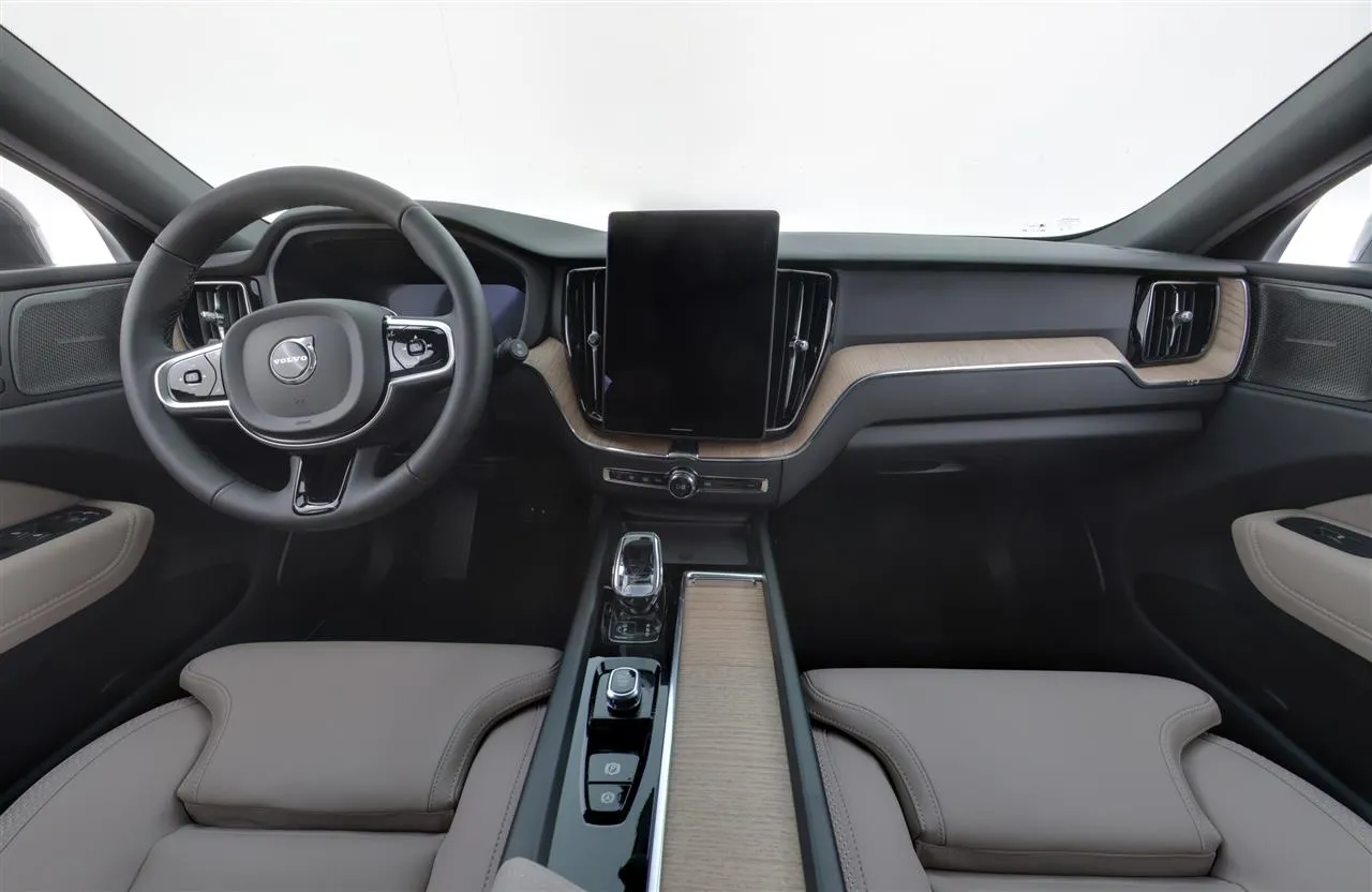 Volvo XC60 JOC-500 carousel image