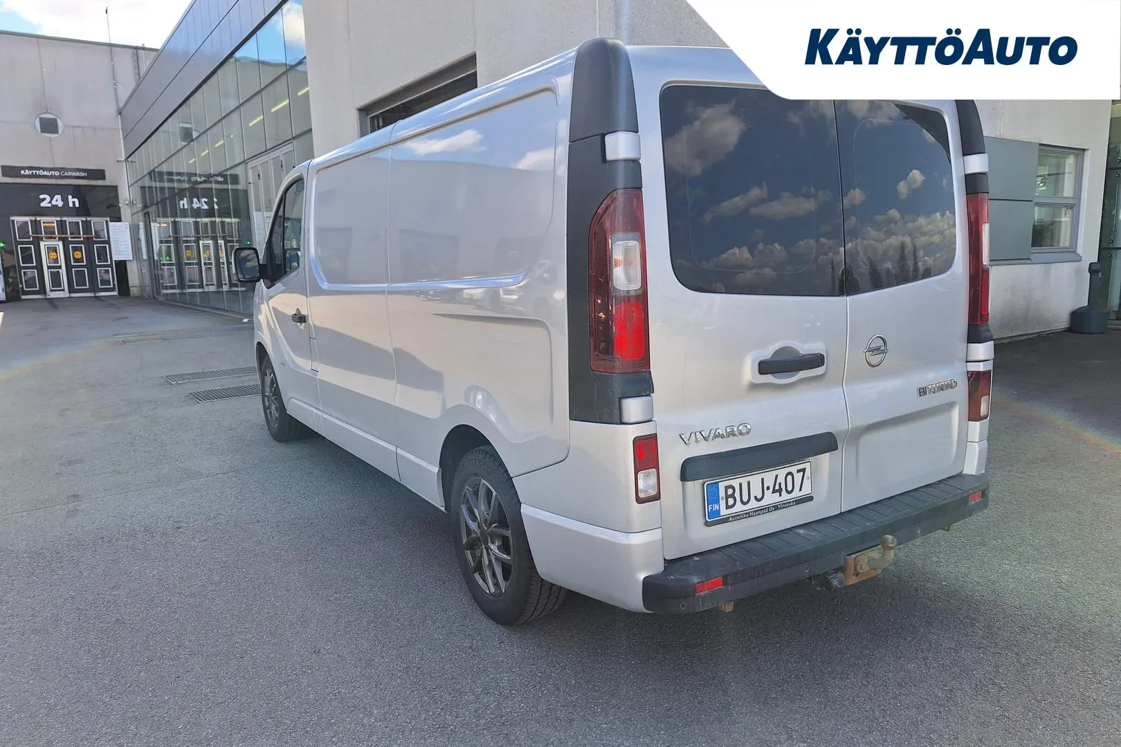 OPEL Vivaro BUJ-407 carousel image