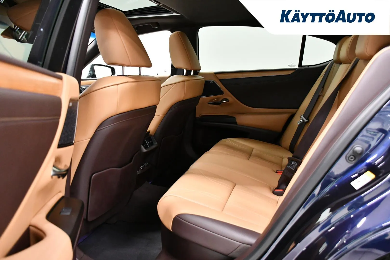 LEXUS ES BXA-100 carousel image