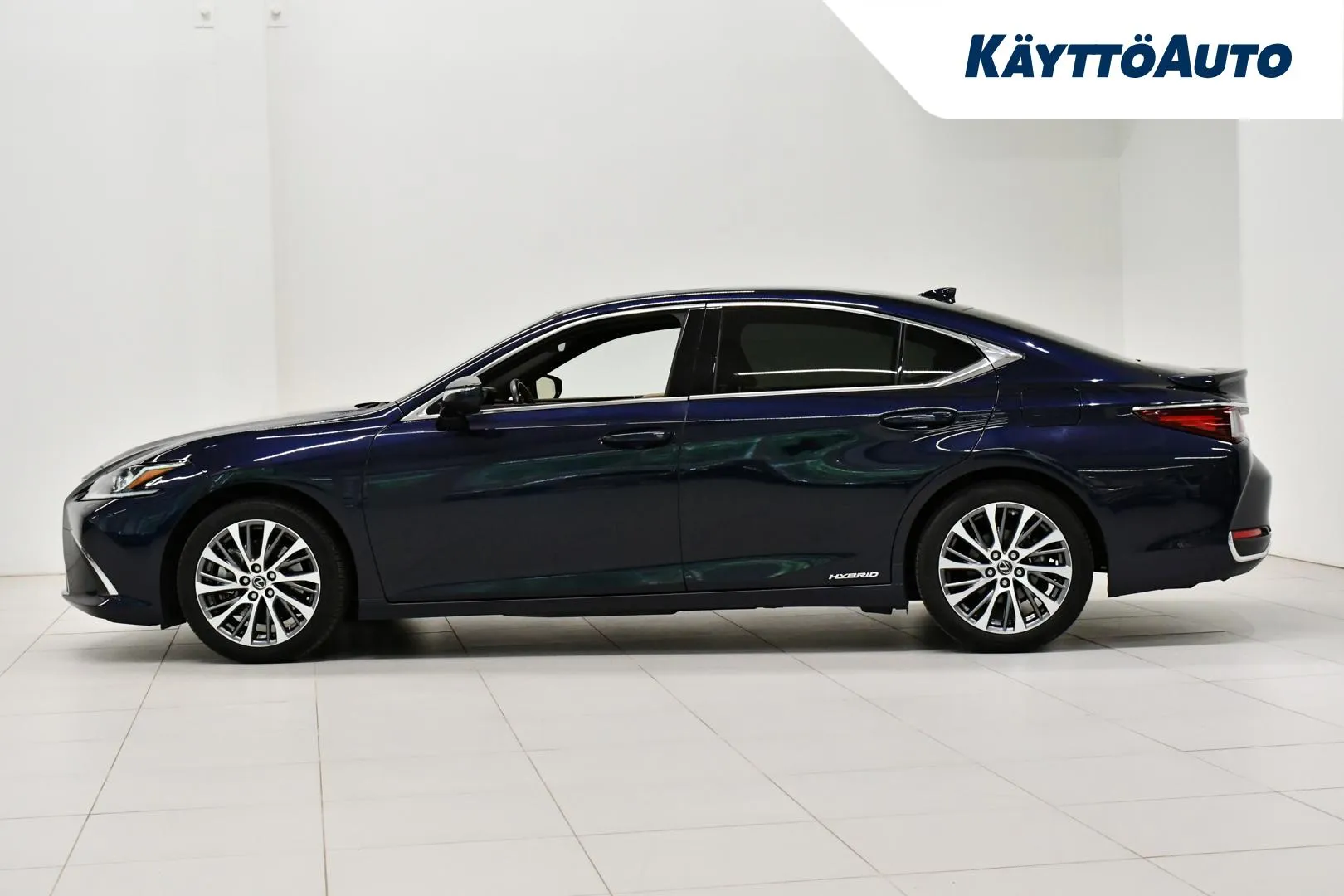 LEXUS ES BXA-100 carousel image