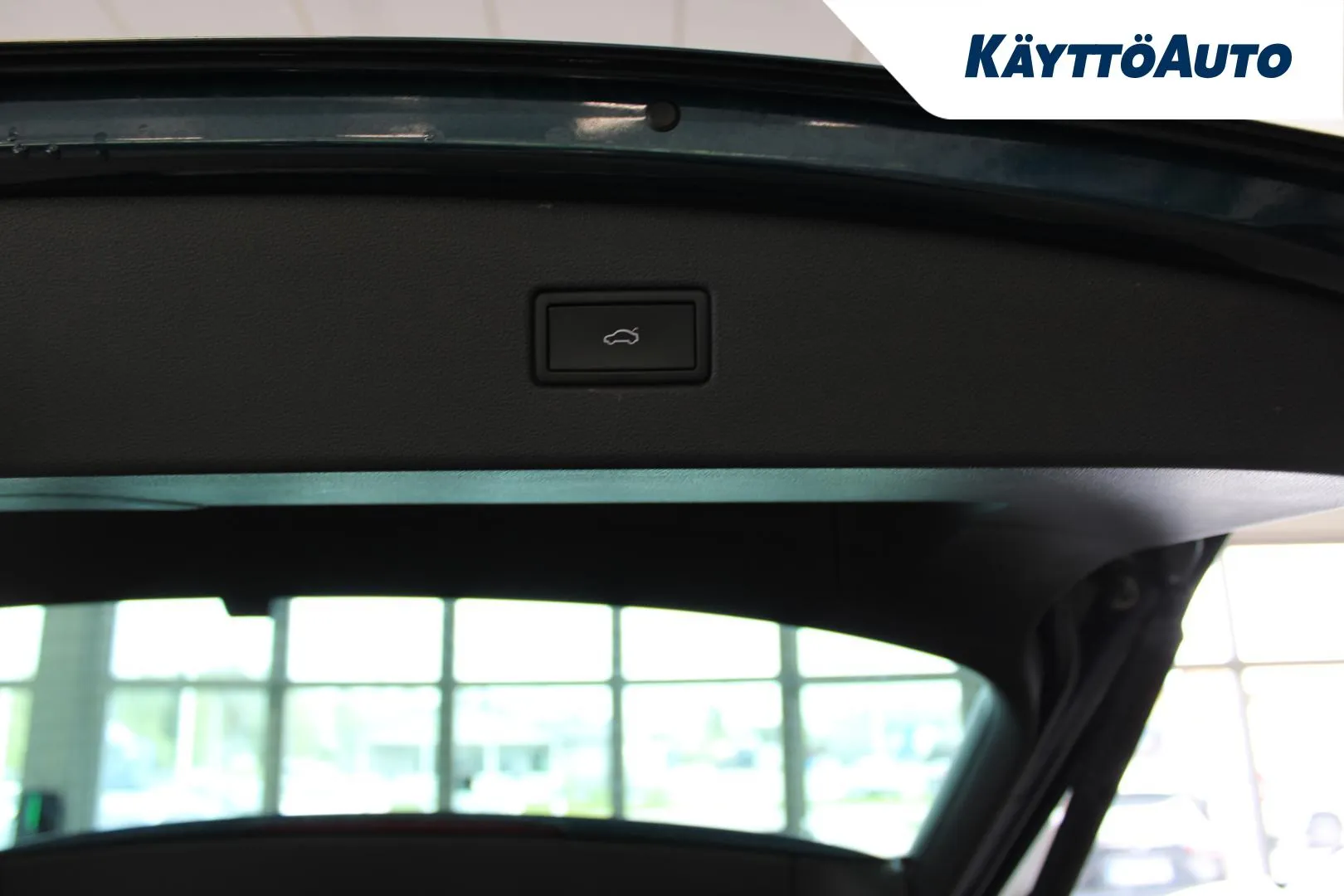 VOLKSWAGEN Tiguan CPM-864 carousel image