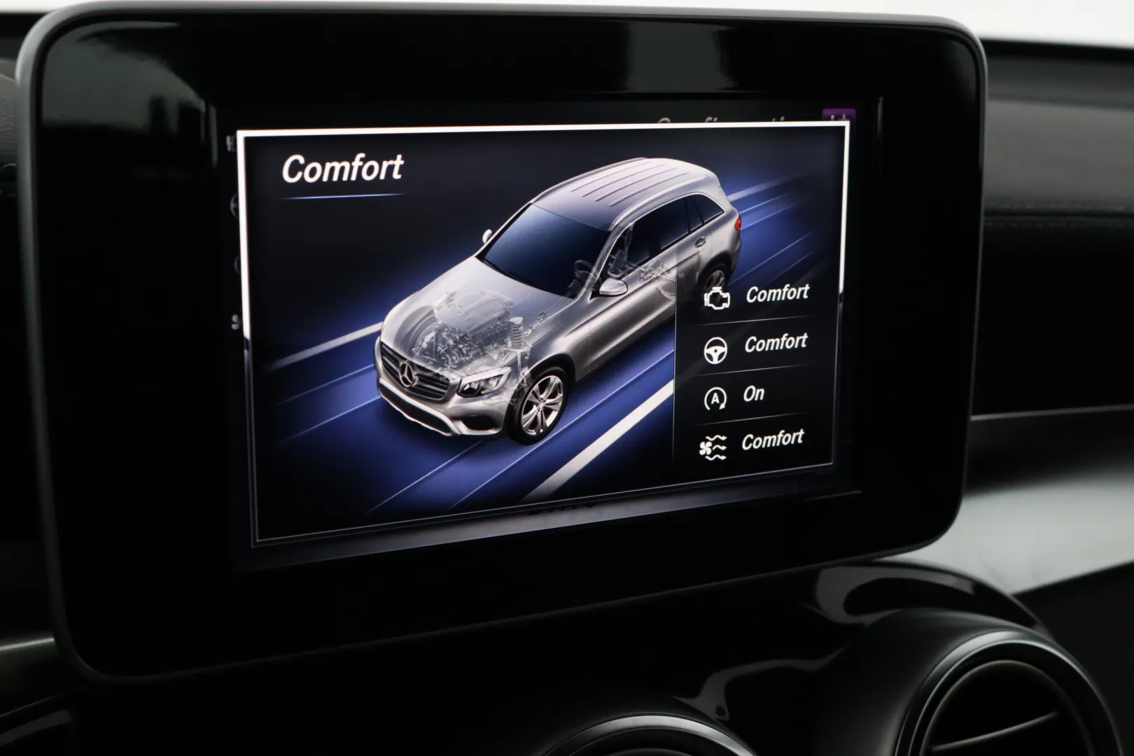 MERCEDES-BENZ GLC XVS-296 carousel image