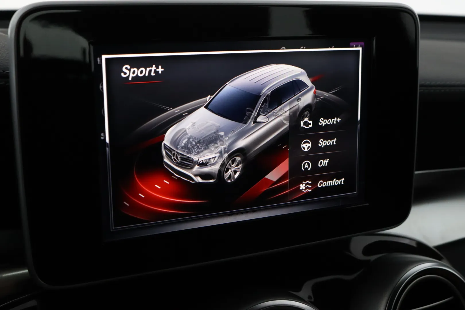 MERCEDES-BENZ GLC XVS-296 carousel image