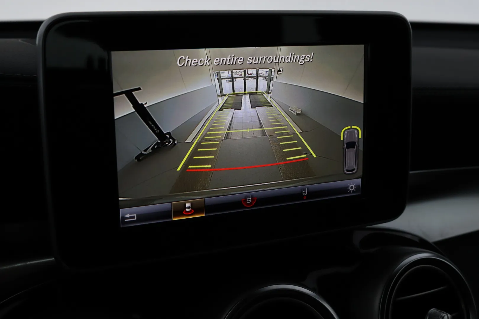 MERCEDES-BENZ GLC XVS-296 carousel image