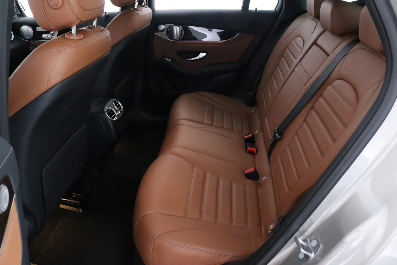 MERCEDES-BENZ GLC XVS-296 carousel image