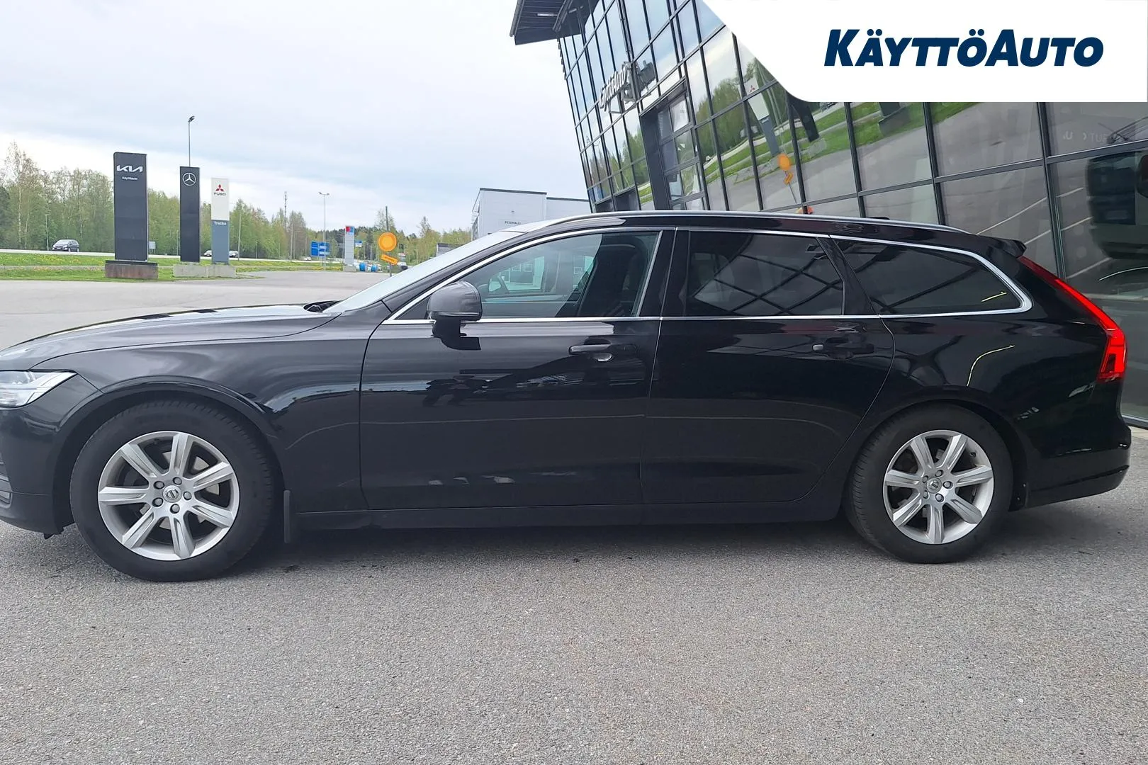 VOLVO V90 ESJ-101 carousel image