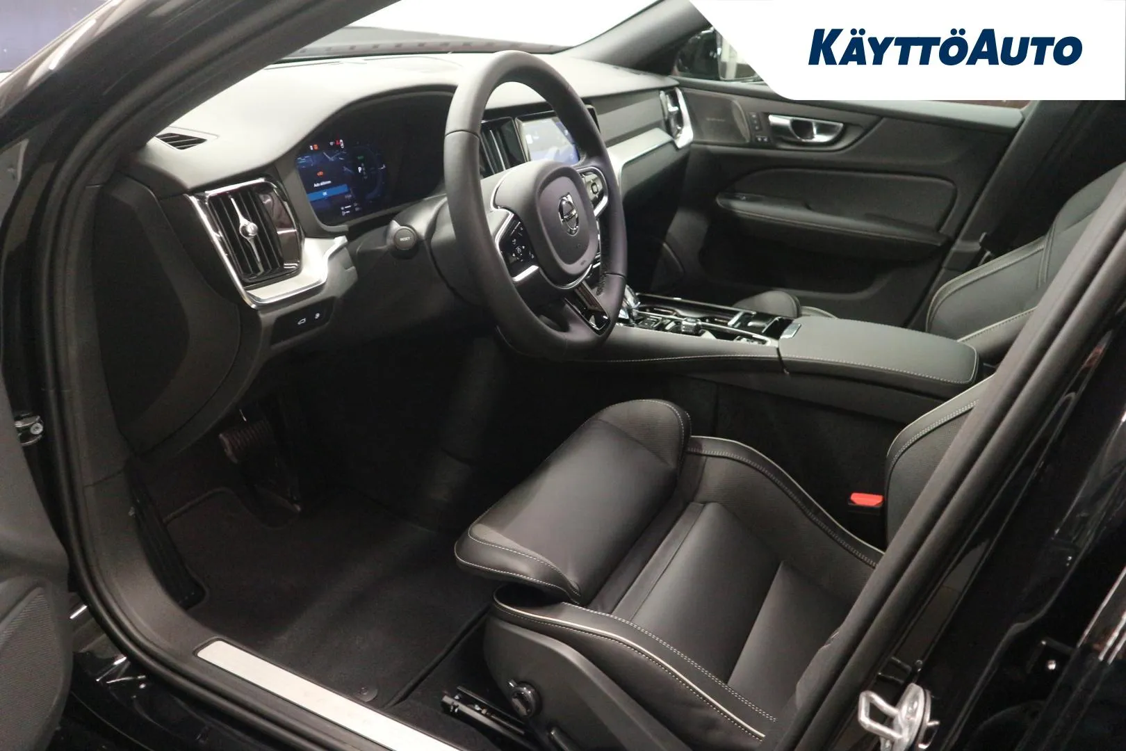 Volvo V60 GRE-117 carousel image