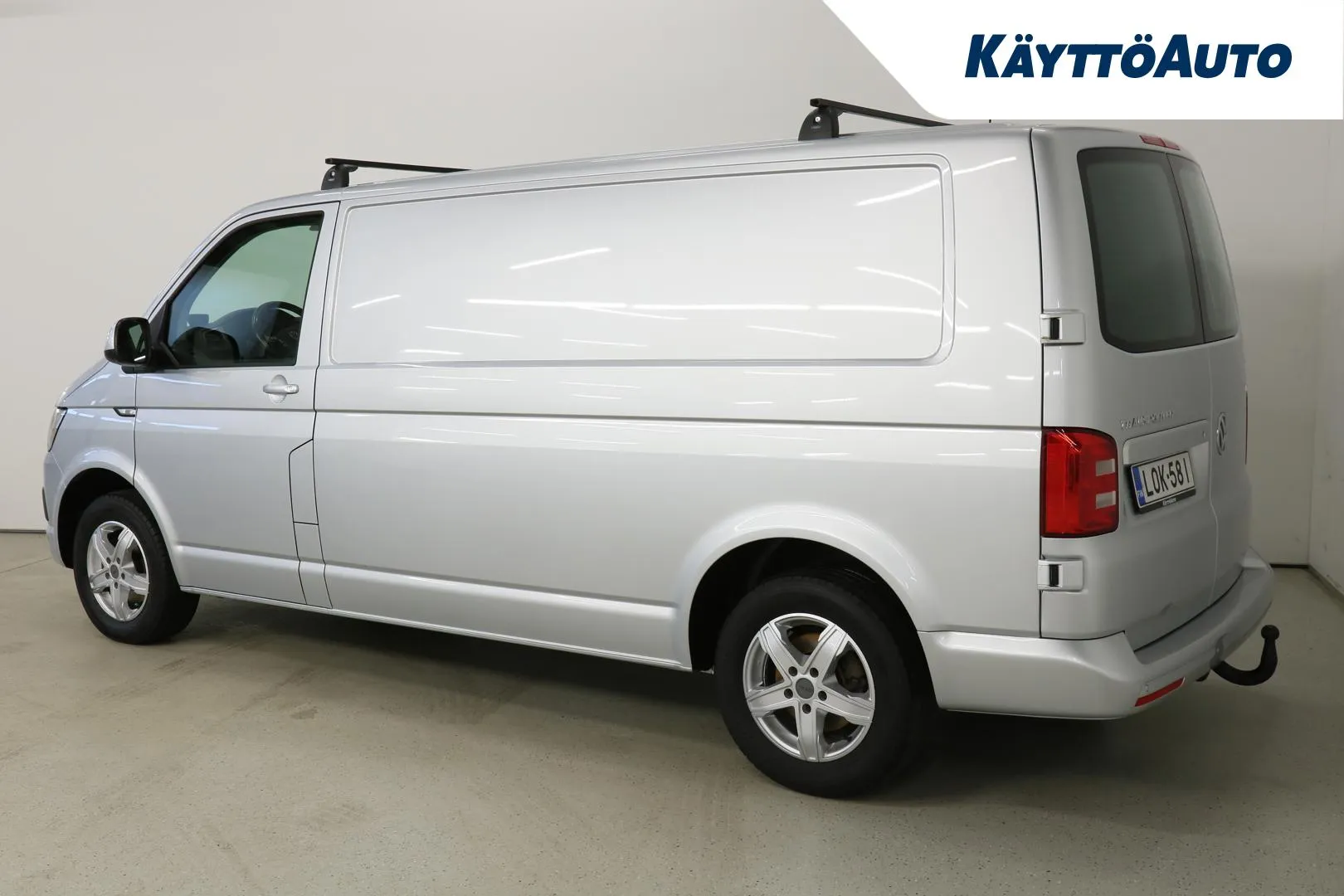 VOLKSWAGEN Transporter LOK-581 carousel image