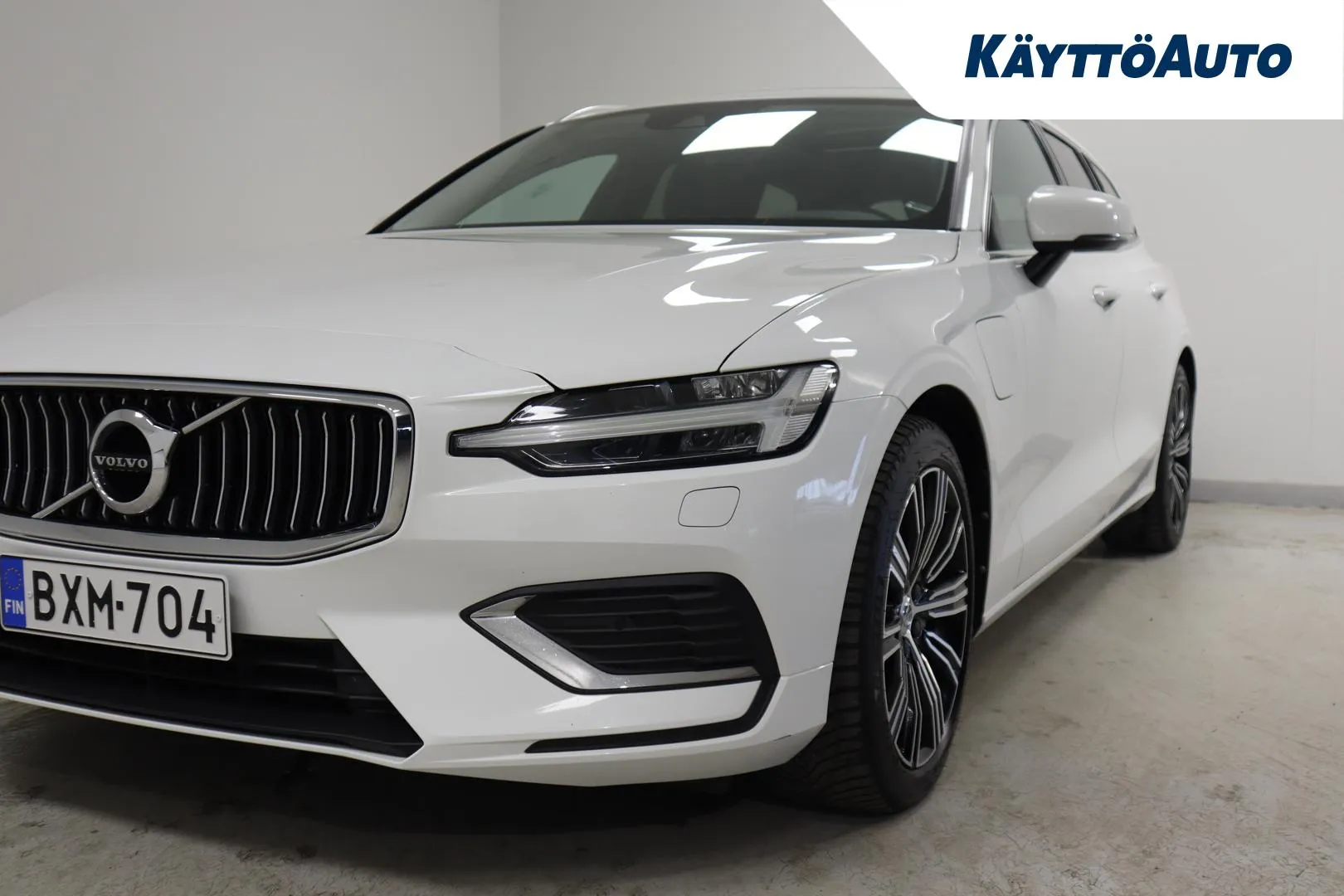 VOLVO V60 BXM-704 carousel image