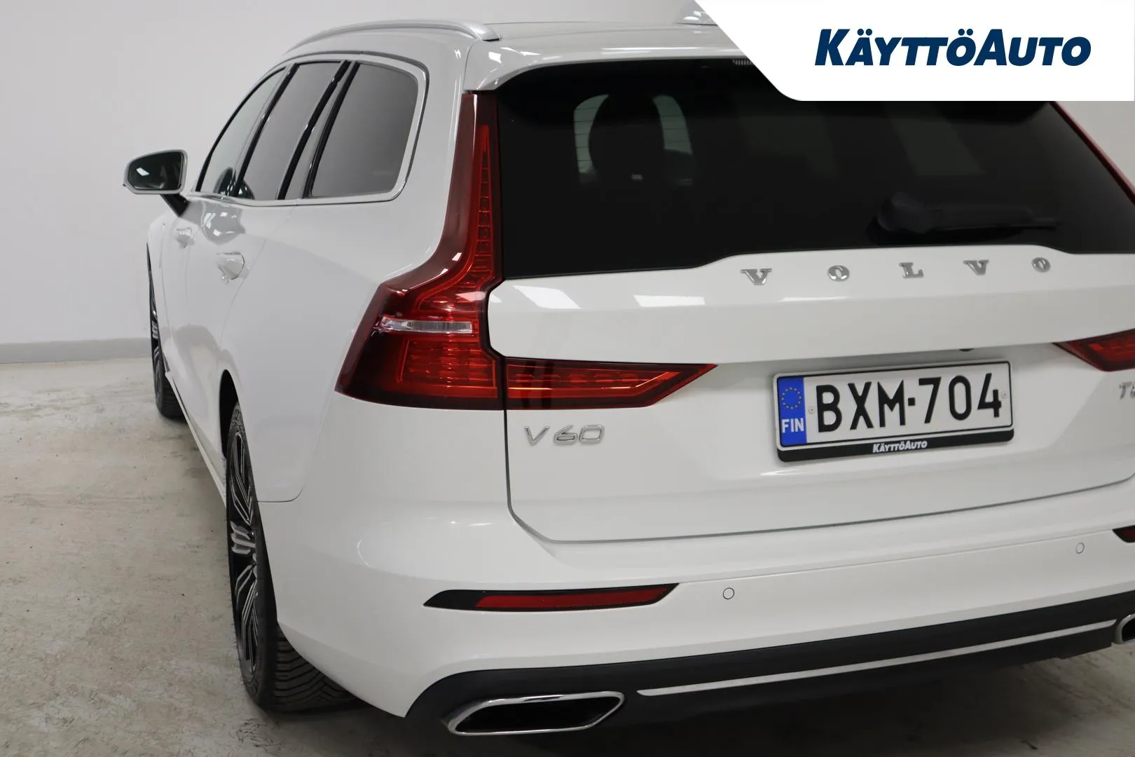 VOLVO V60 BXM-704 carousel image