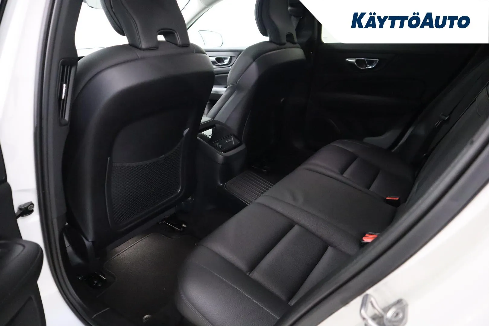 VOLVO V60 BXM-704 carousel image