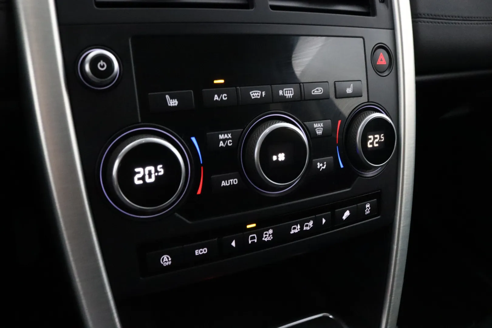 LAND ROVER Discovery Sport XVV-913 carousel image