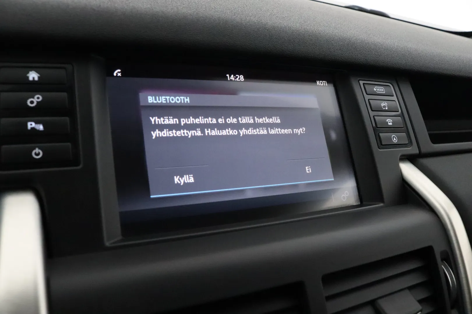 LAND ROVER Discovery Sport XVV-913 carousel image