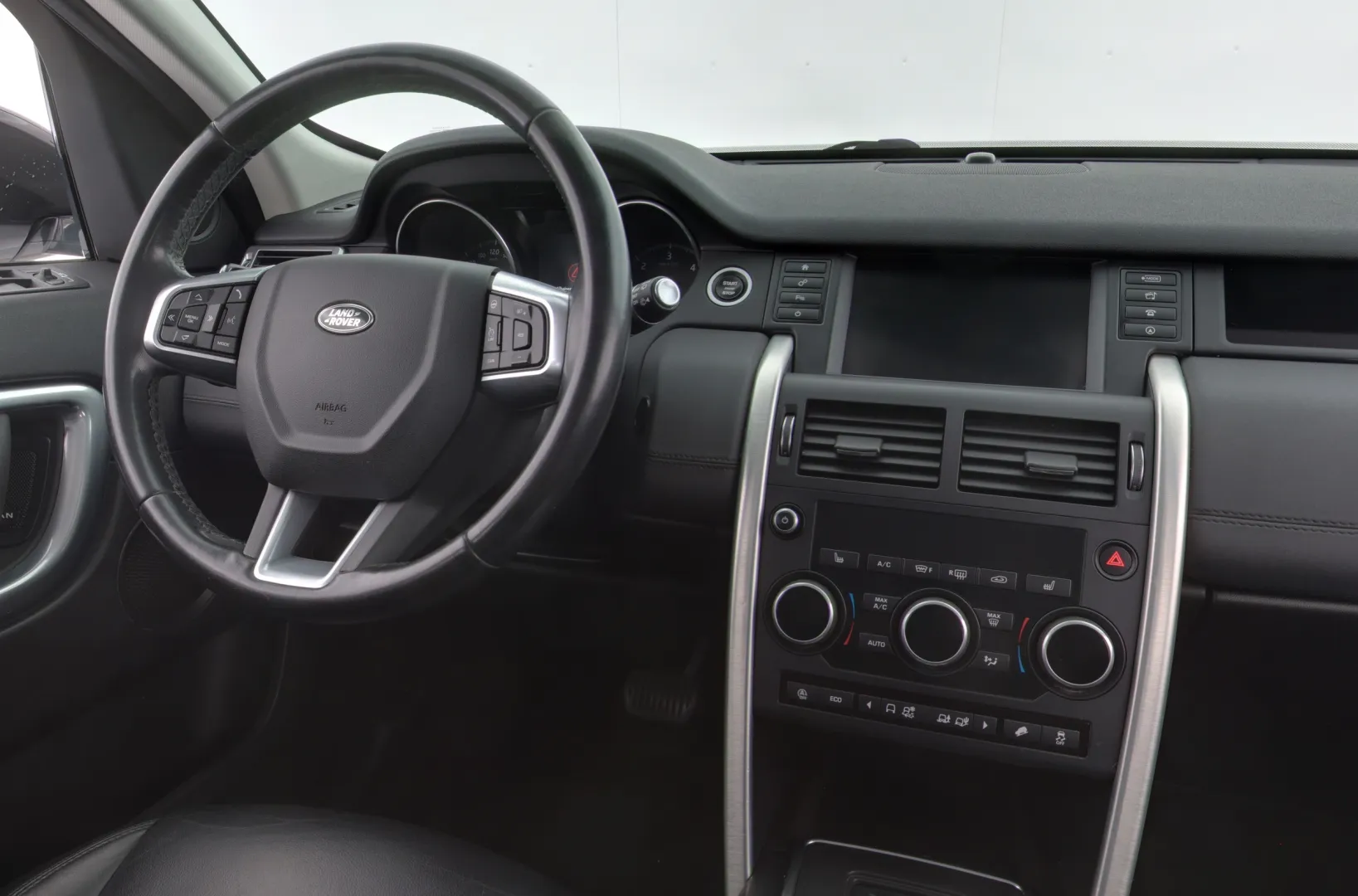 LAND ROVER Discovery Sport XVV-913 carousel image