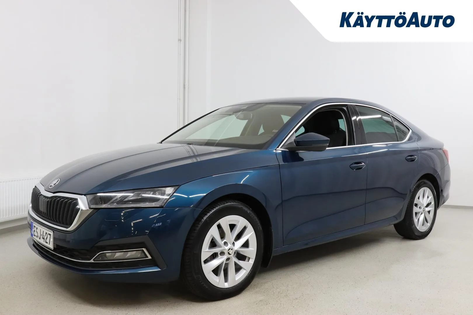 Skoda Octavia ESJ-427 carousel image