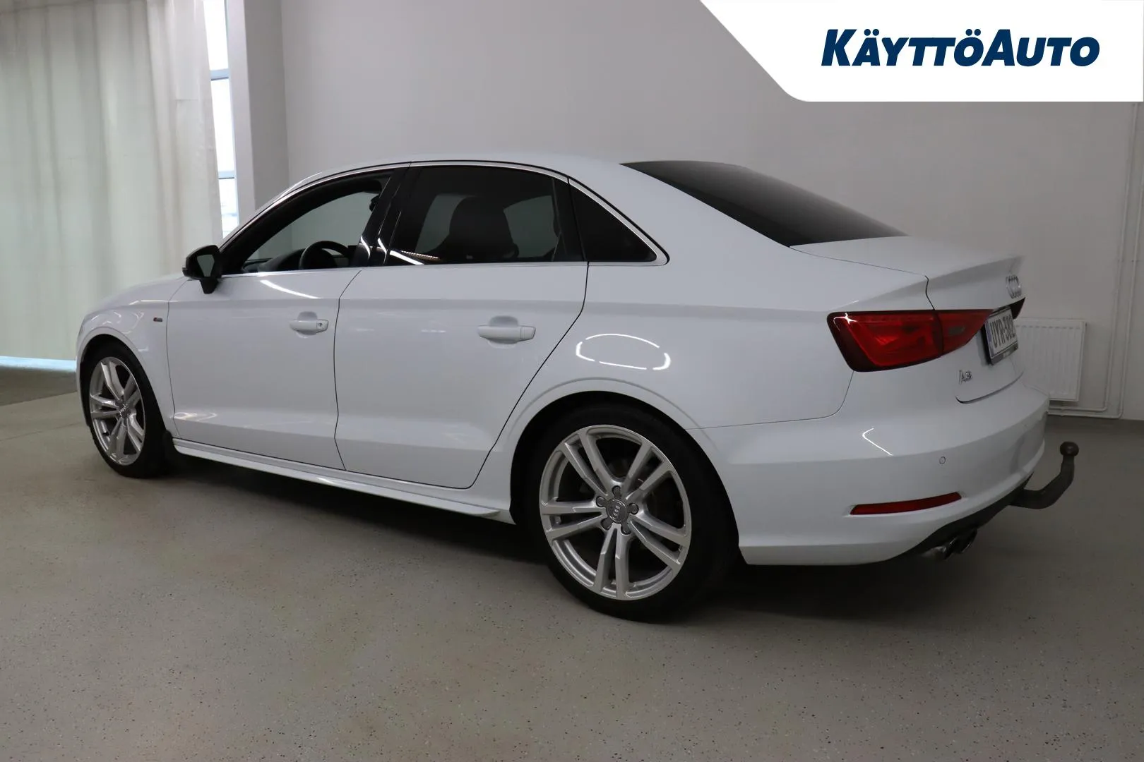 AUDI A3 UYR-382 carousel image