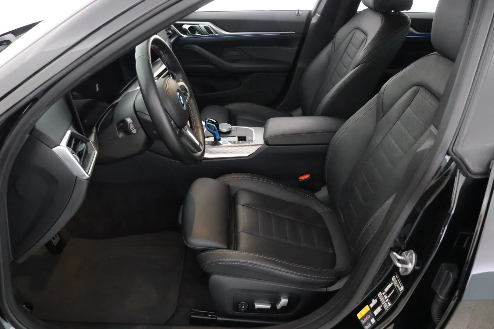 BMW i4 M50 IPO-985 carousel image
