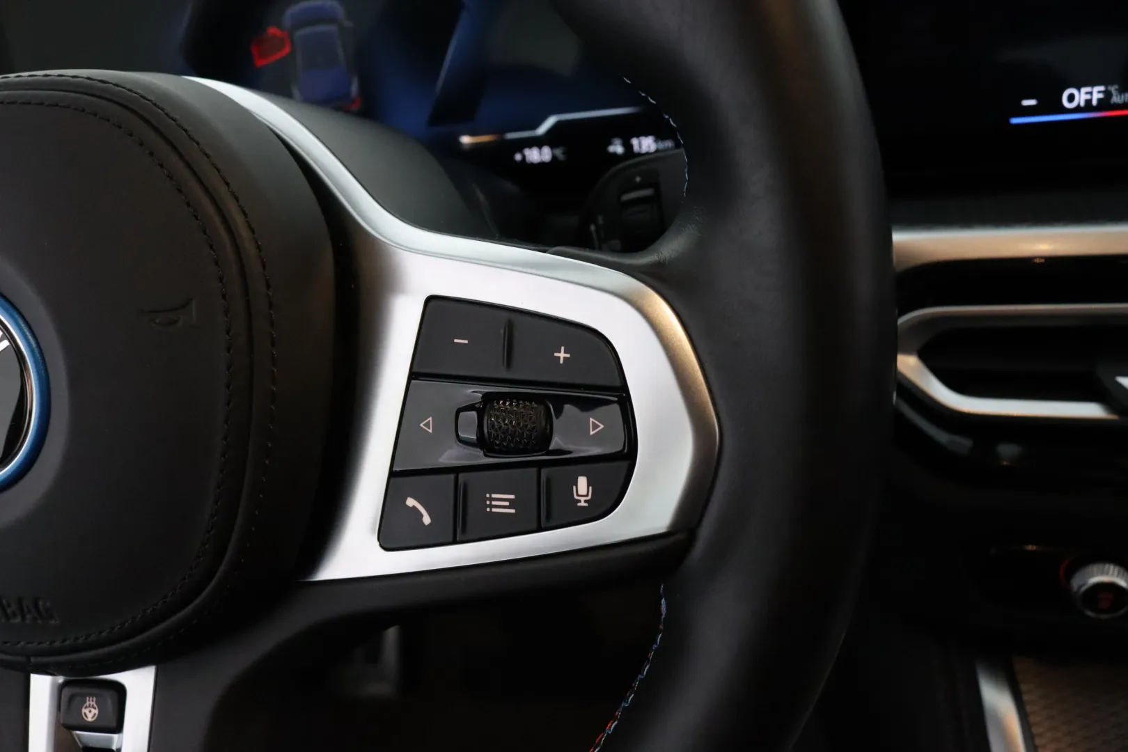 BMW i4 M50 IPO-985 carousel image