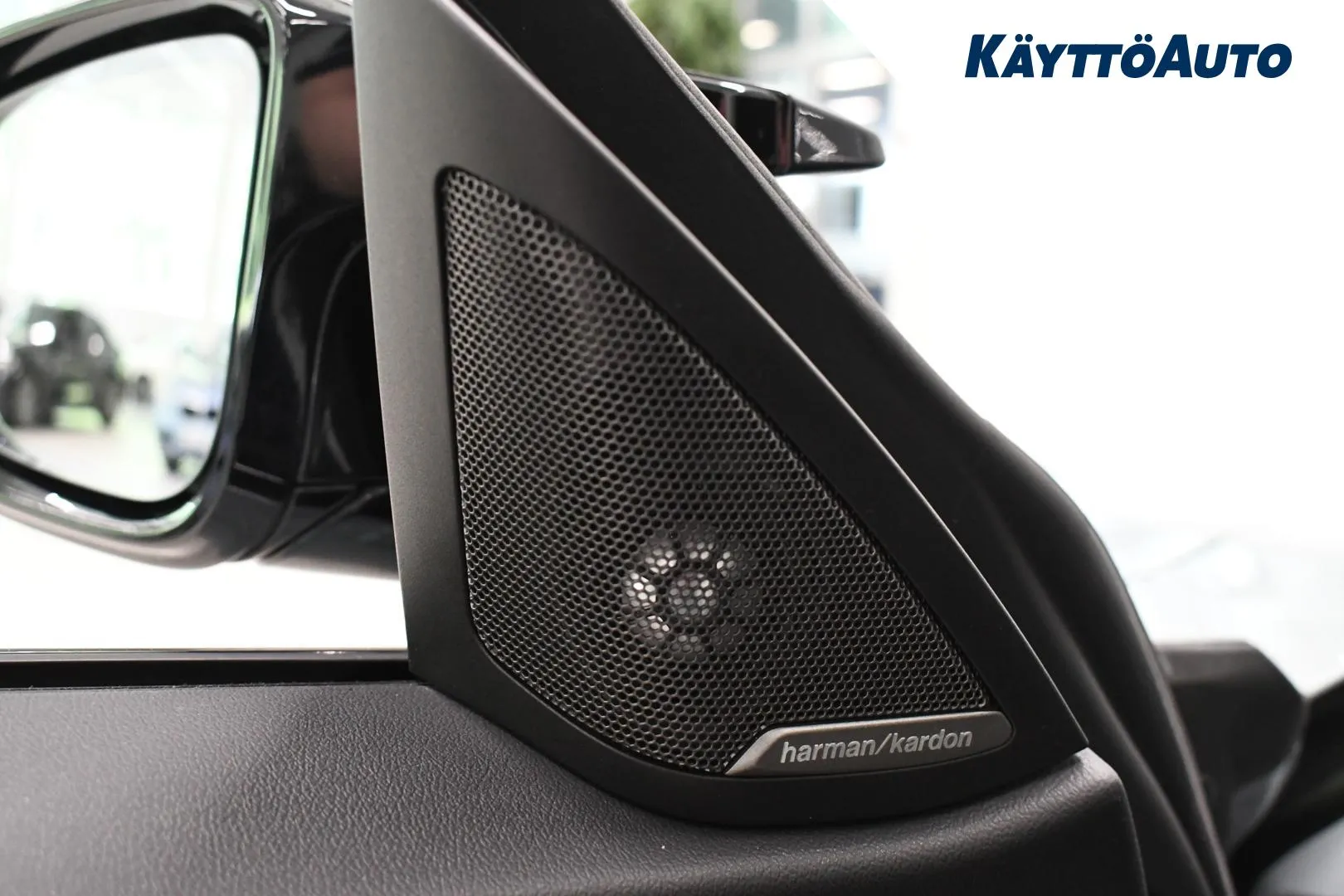 BMW i4 MPE-489 carousel image