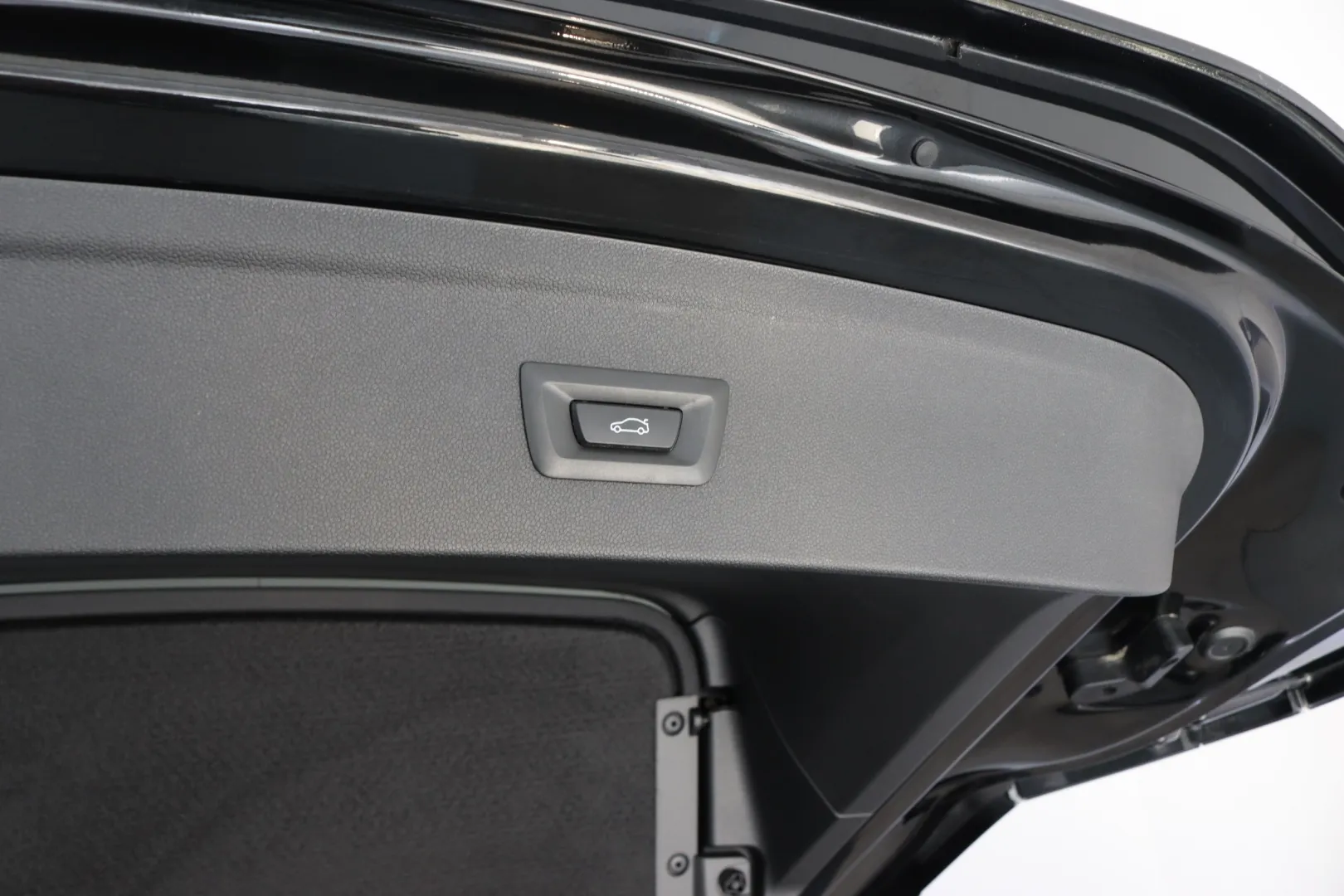 BMW iX MOL-435 carousel image