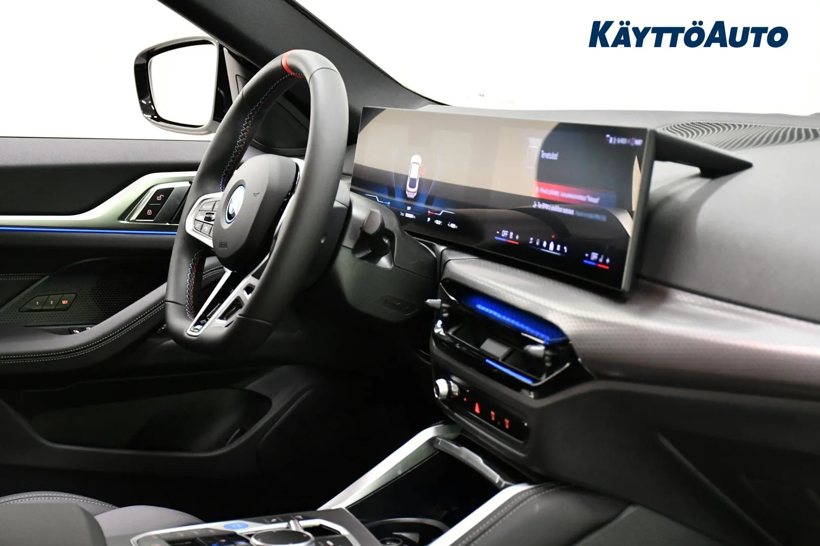 BMW i4 CSH-506 carousel image