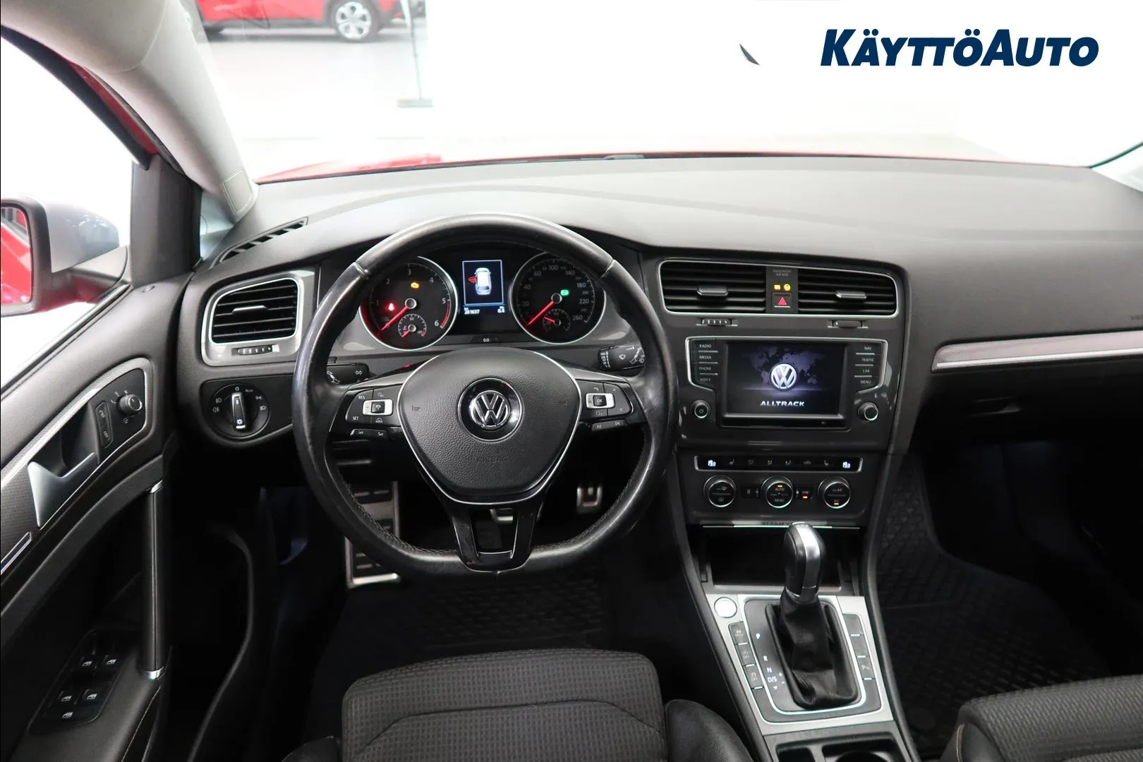 Volkswagen Golf NKR-753 carousel image