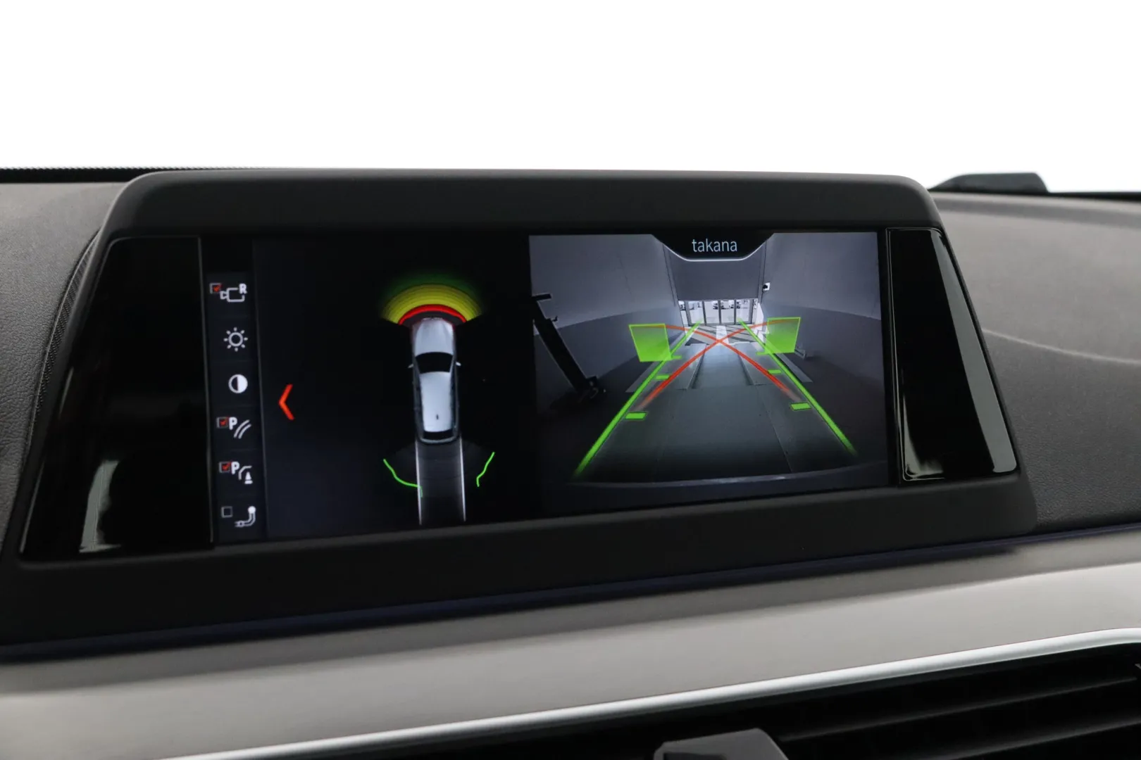BMW 520 NLG-175 carousel image
