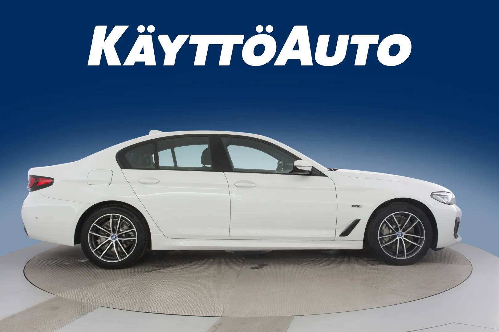 BMW 530 ZNV-246 carousel image