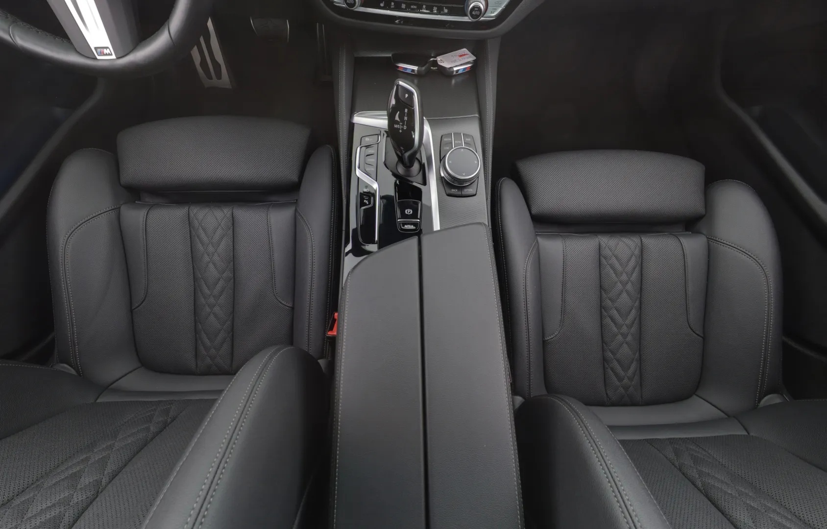 BMW 530 ZNV-246 carousel image