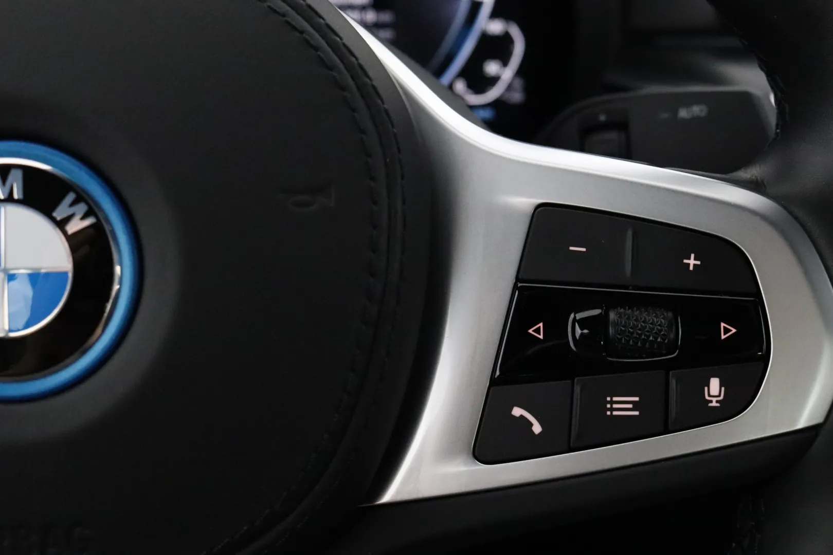 BMW 530 ZNV-246 carousel image