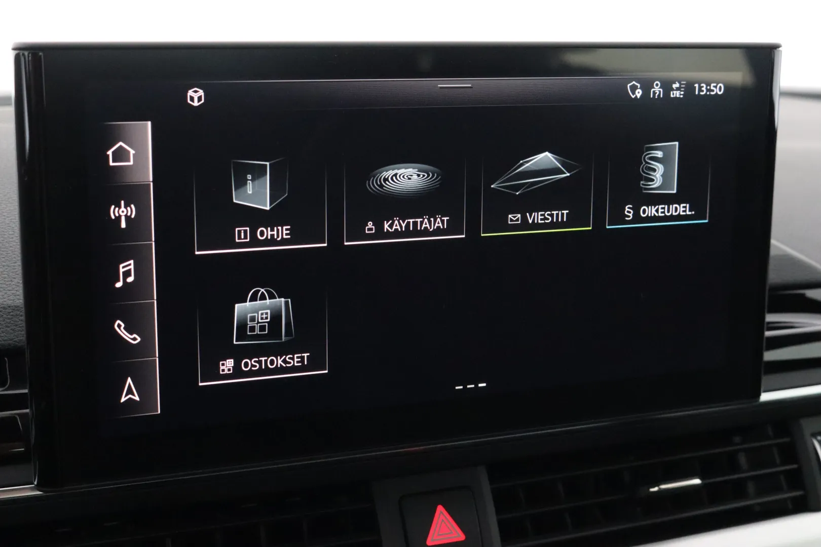 AUDI A5 OZF-860 carousel image