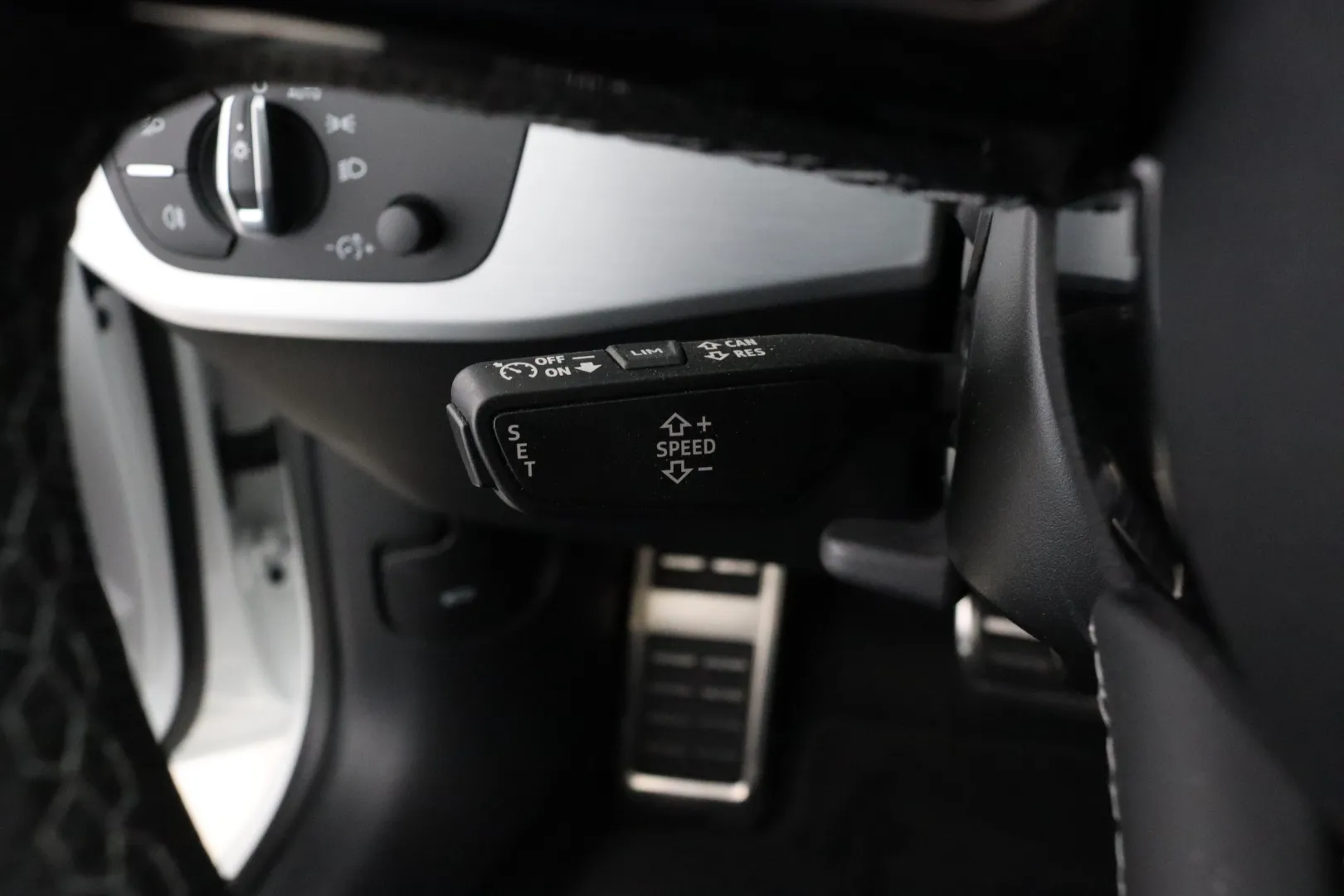 AUDI A5 OZF-860 carousel image