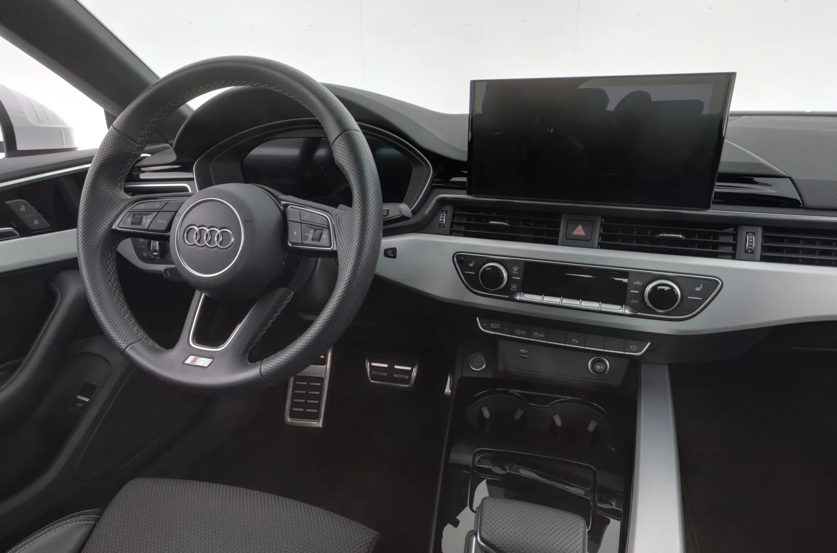 AUDI A5 OZF-860 carousel image