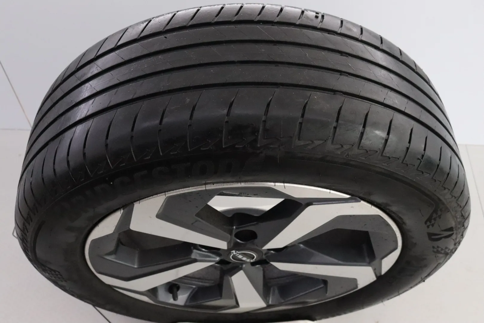 NISSAN Qashqai GPV-807 carousel image