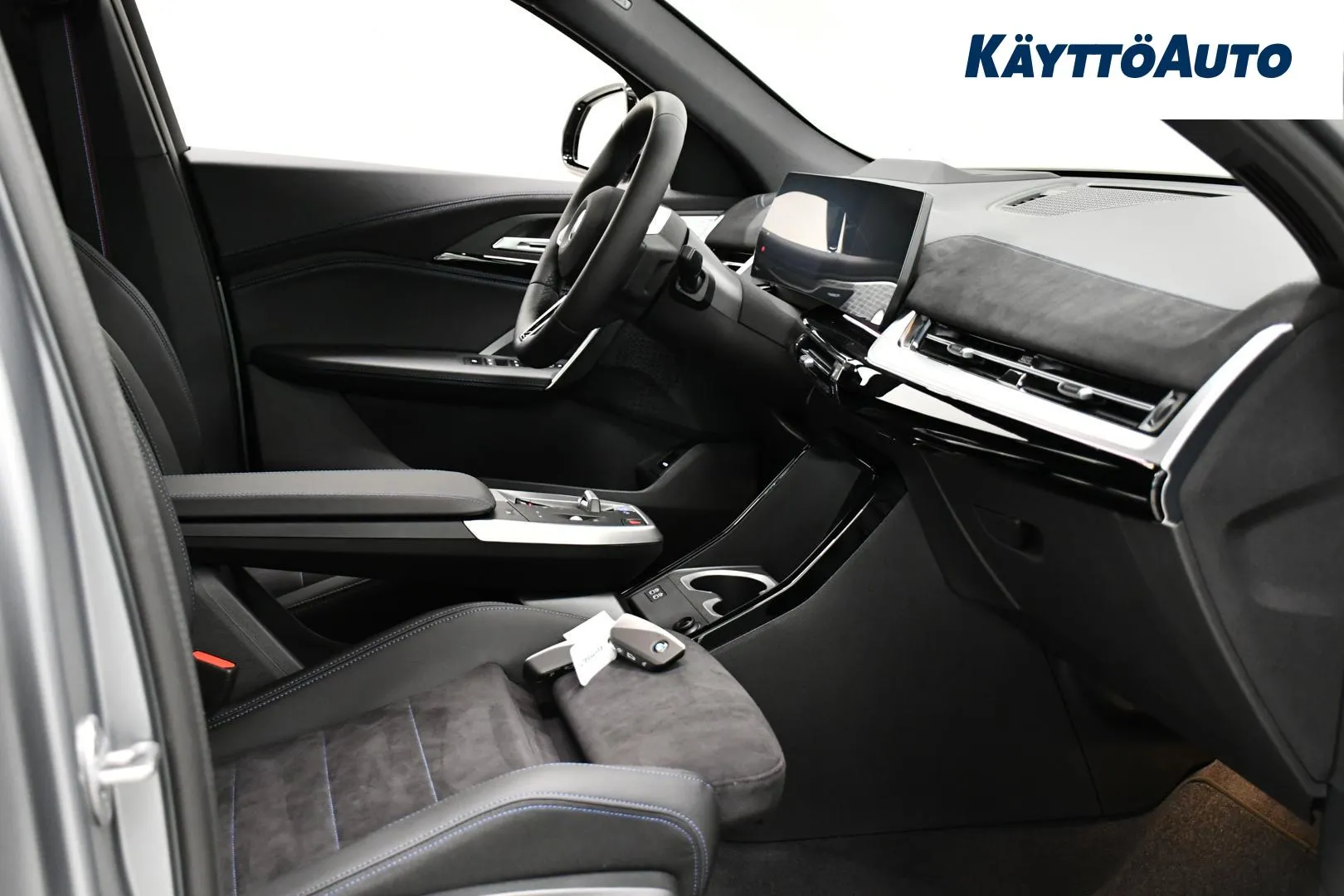 BMW iX2 ZPP-483 carousel image