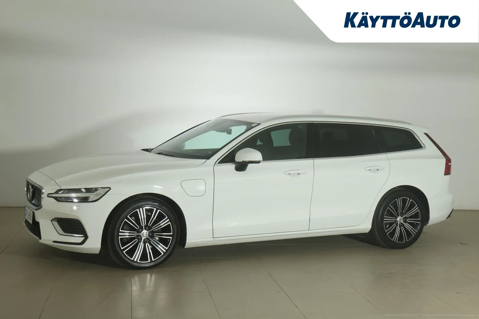 VOLVO V60 JPL-859 carousel image