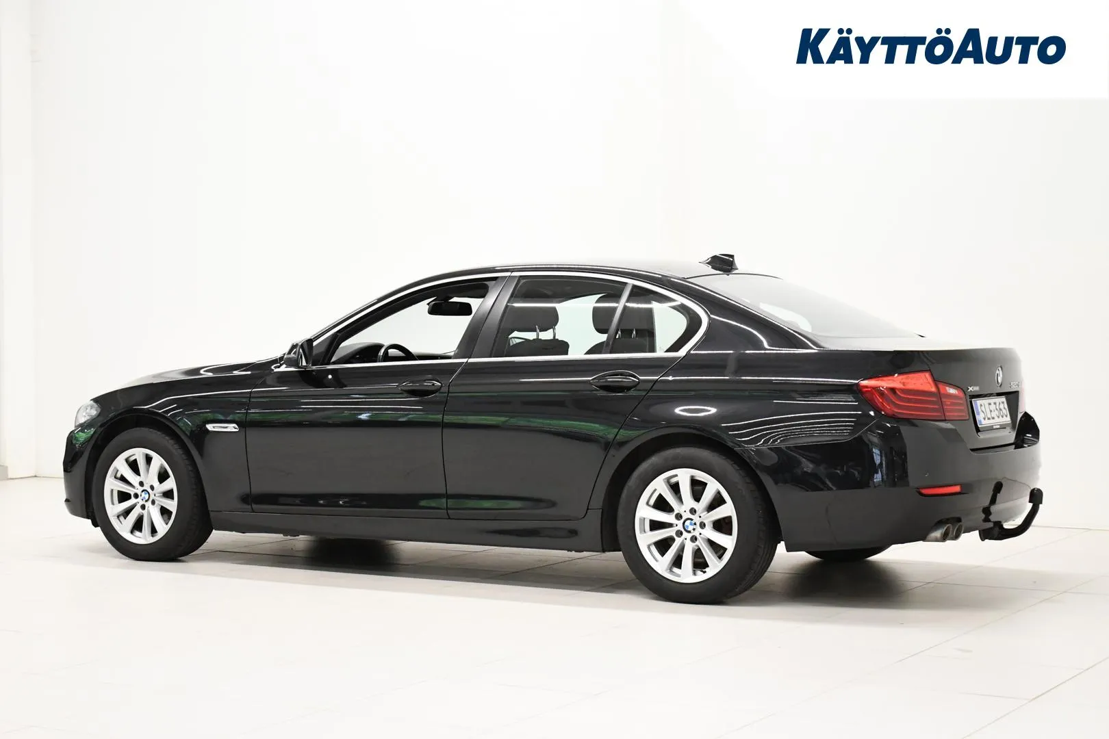 BMW 520 SLE-363 carousel image