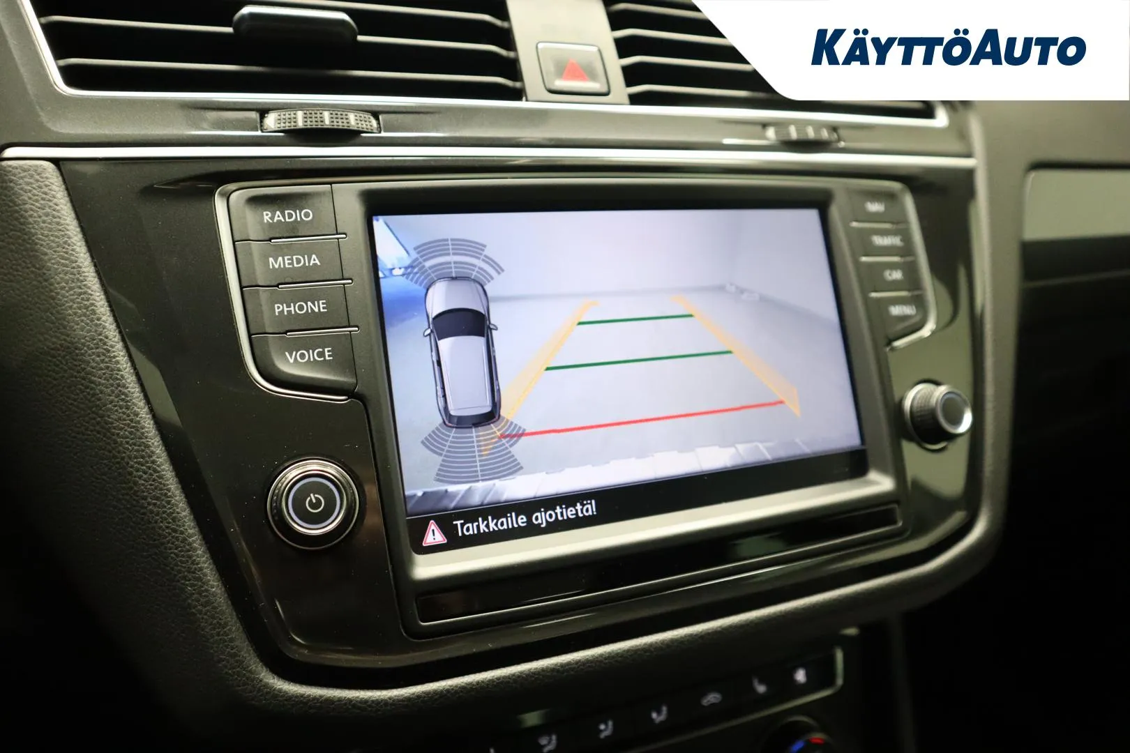 Volkswagen Tiguan CLR-976 carousel image