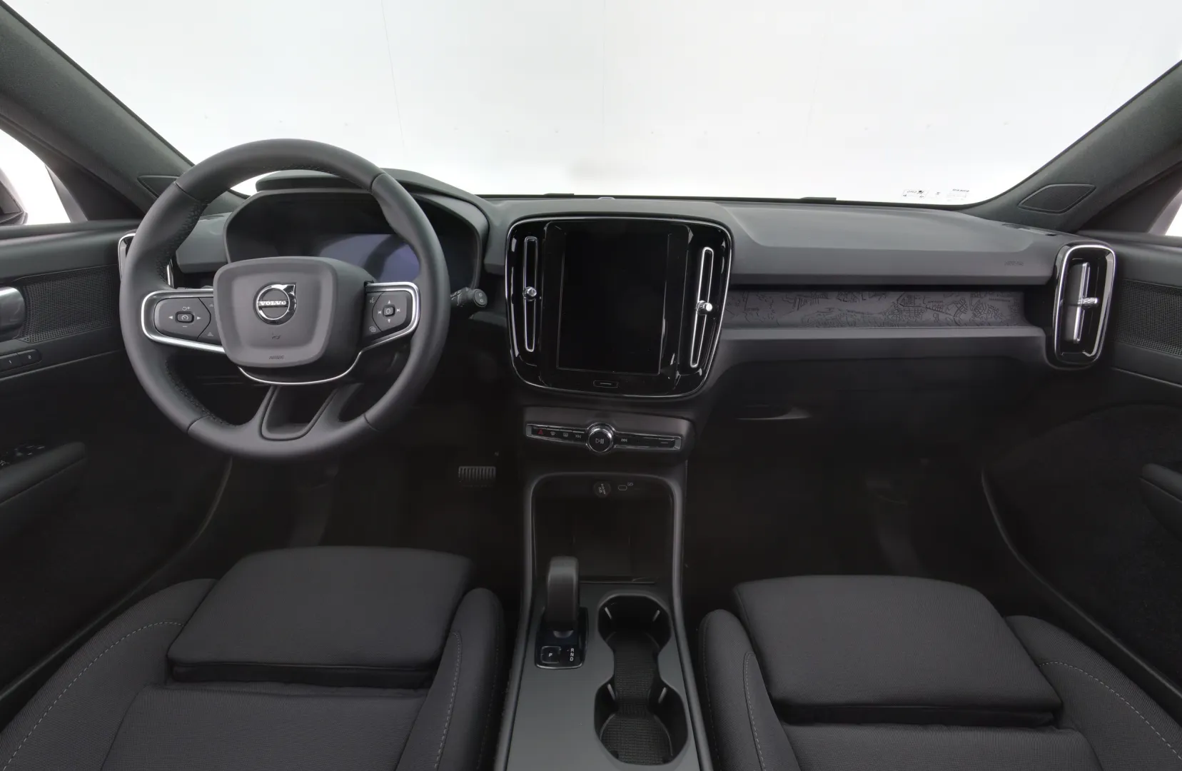 Volvo EX40 JOF-314 carousel image