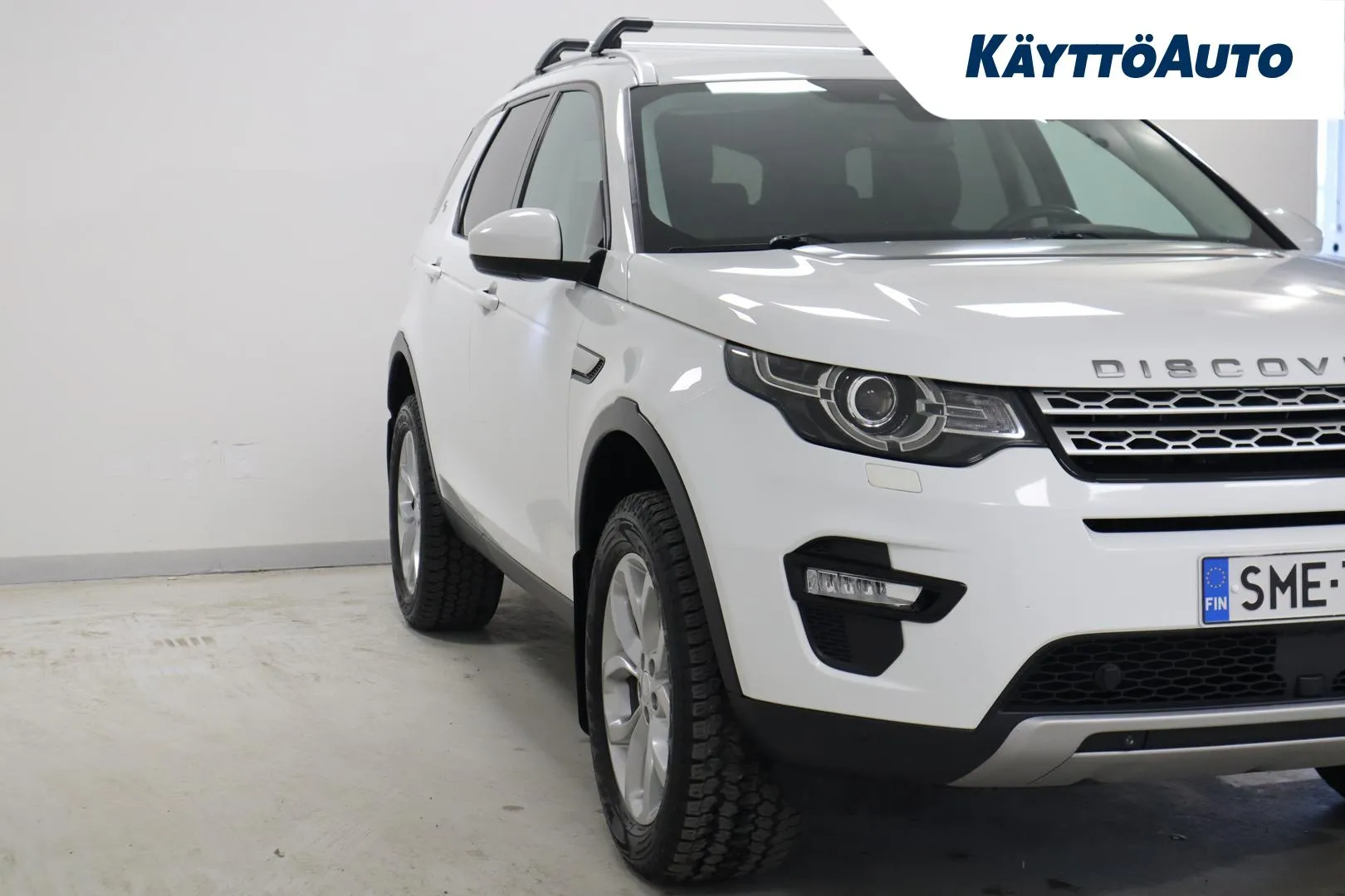 Land Rover Discovery Sport SME-703 carousel image