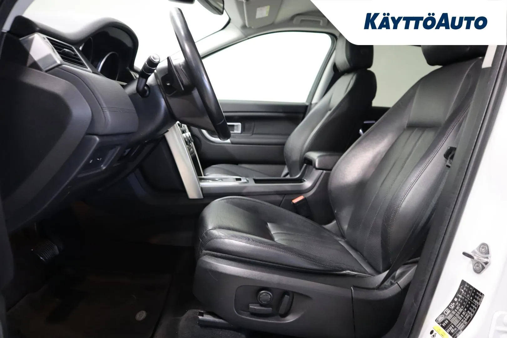 Land Rover Discovery Sport SME-703 carousel image