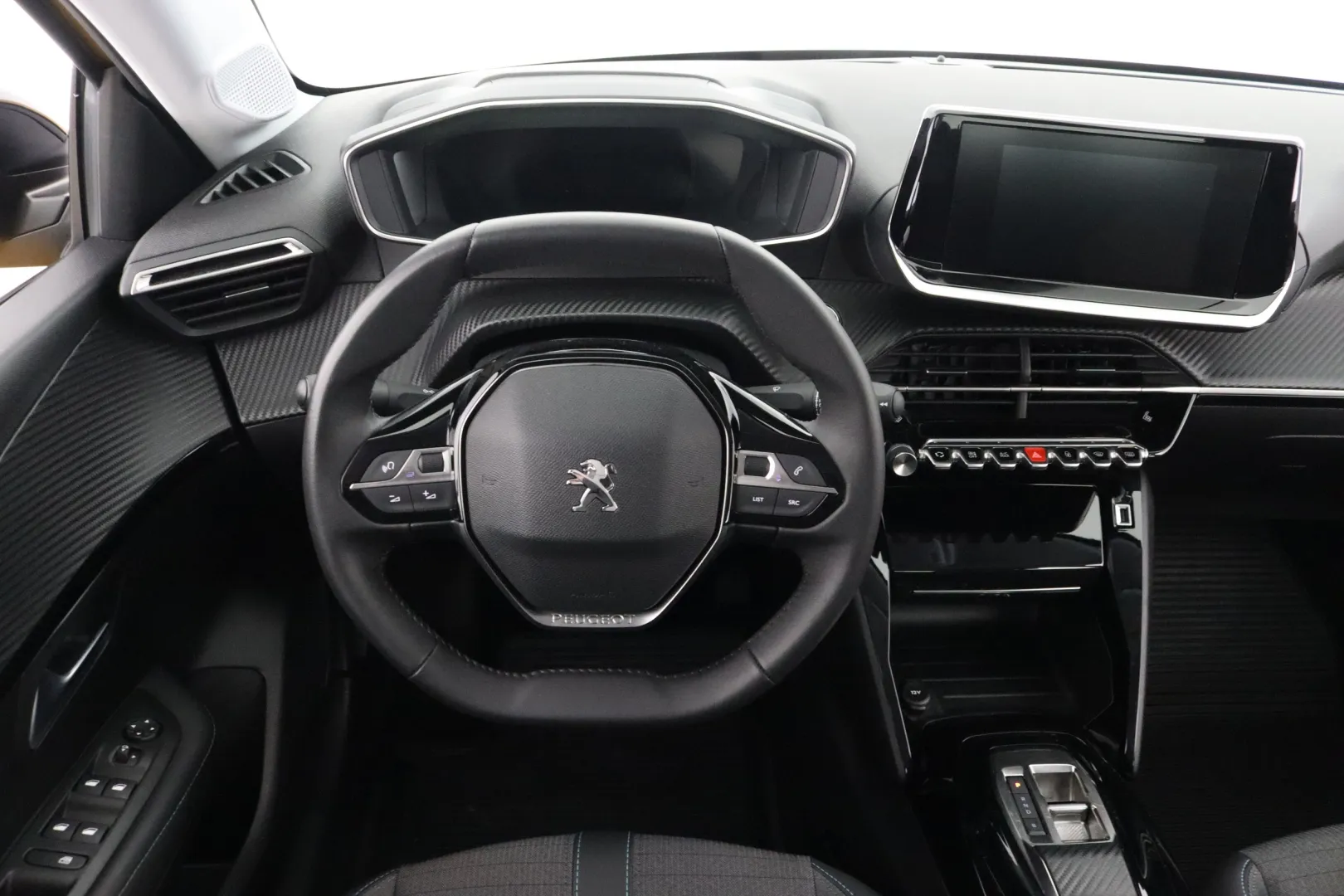 PEUGEOT e-208 JML-136 carousel image