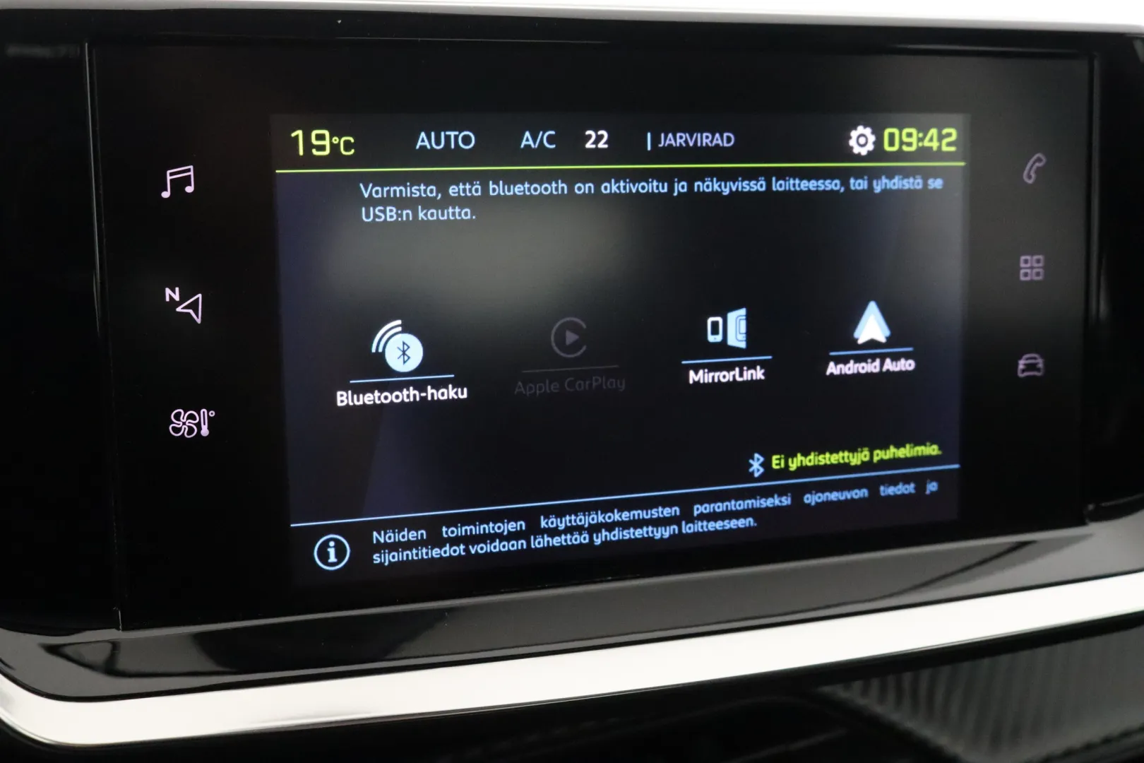 PEUGEOT e-208 JML-136 carousel image