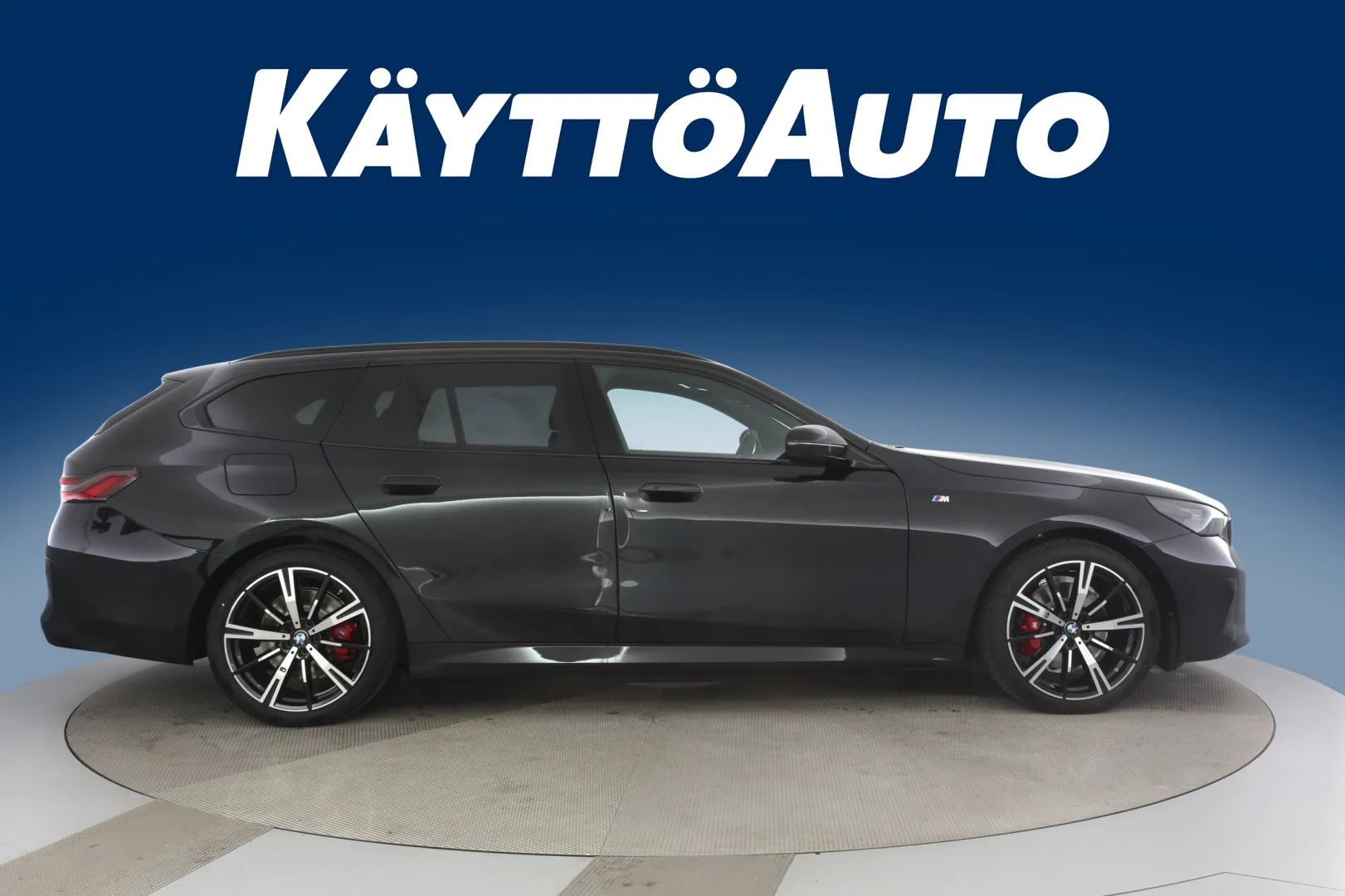 BMW 530e CSI-927 carousel image