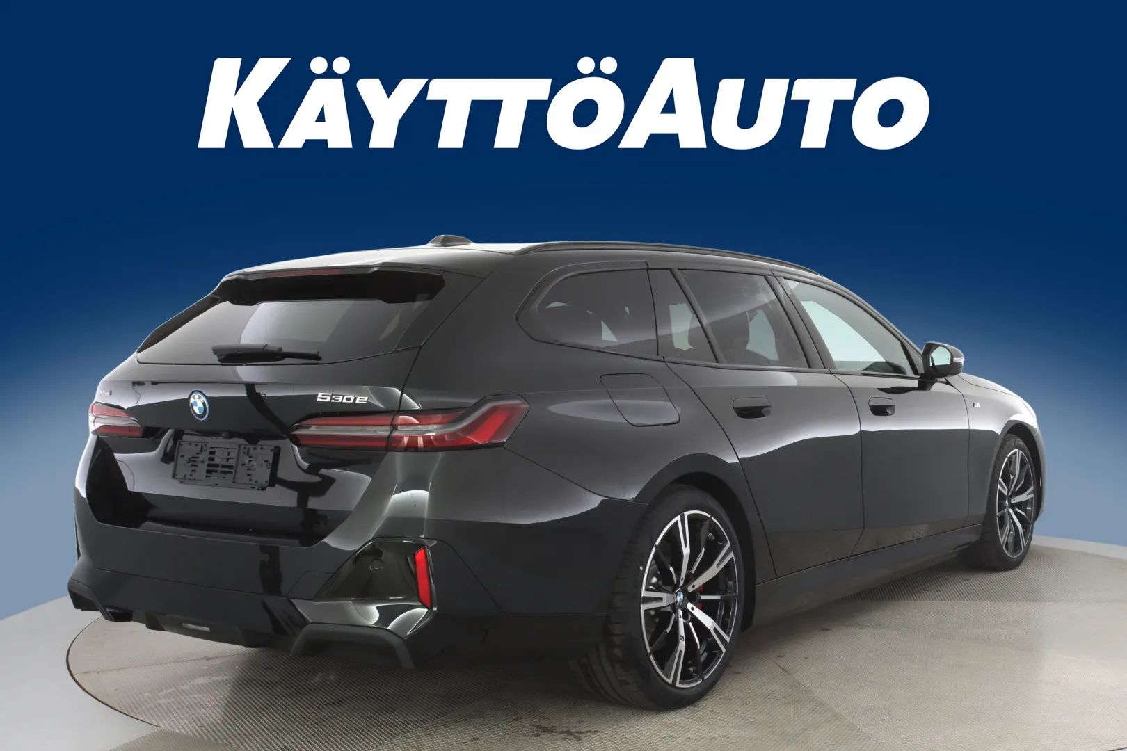 BMW 530e CSI-927 carousel image